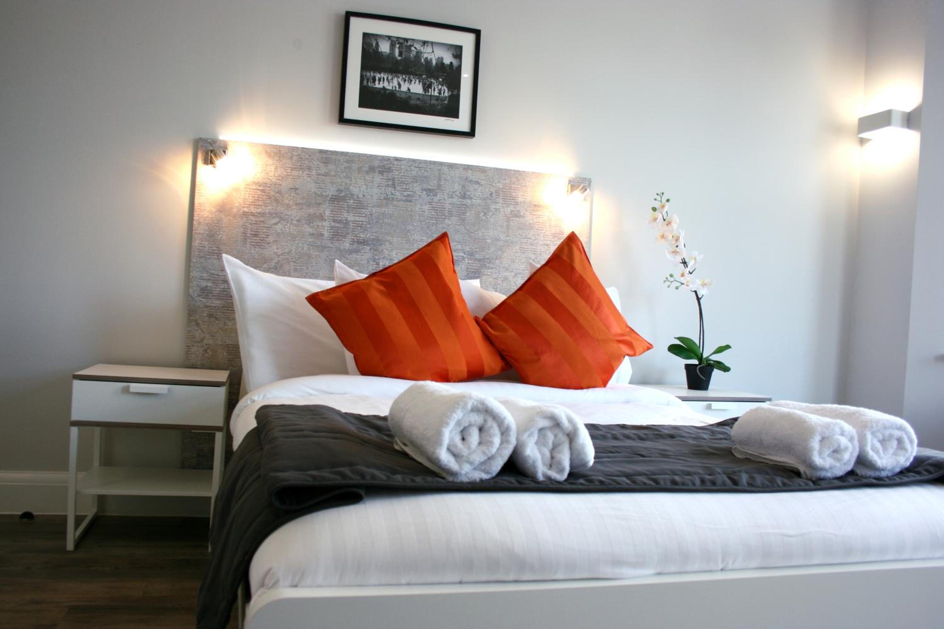 Croydon Vacations - Westciti Caroco Aparthotel - Property Image 3
