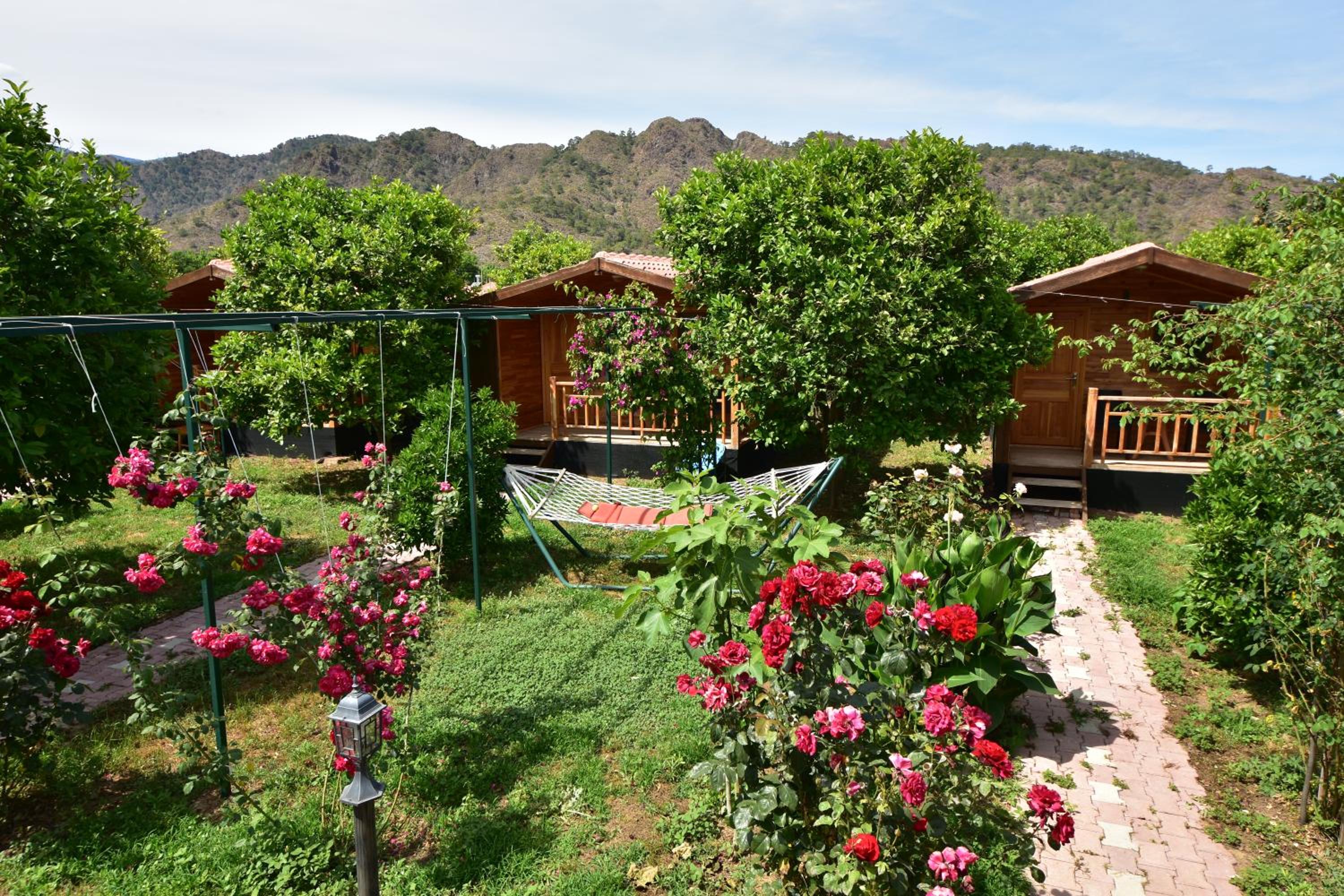 Lemon Garden Lodge