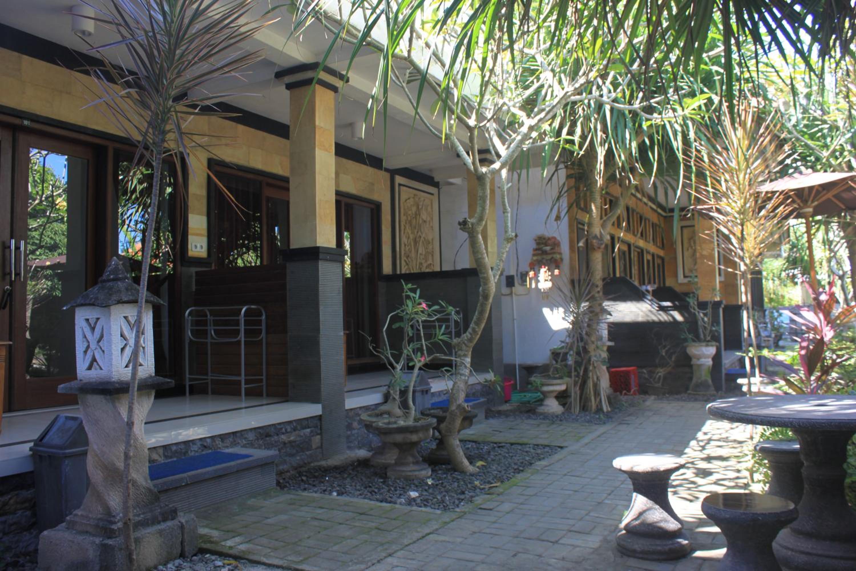 Kubu Nusa view 2