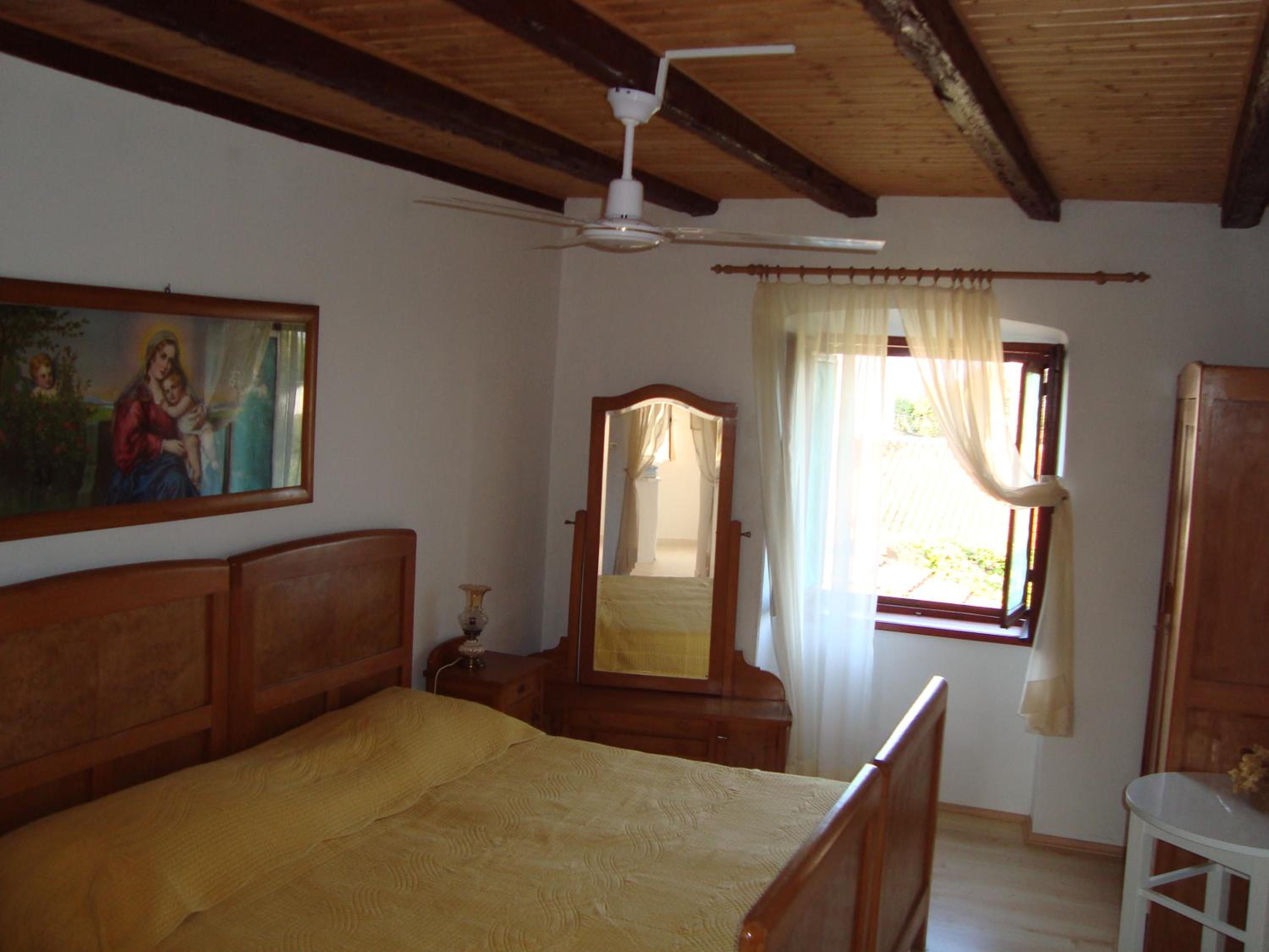 Apartments Lovor