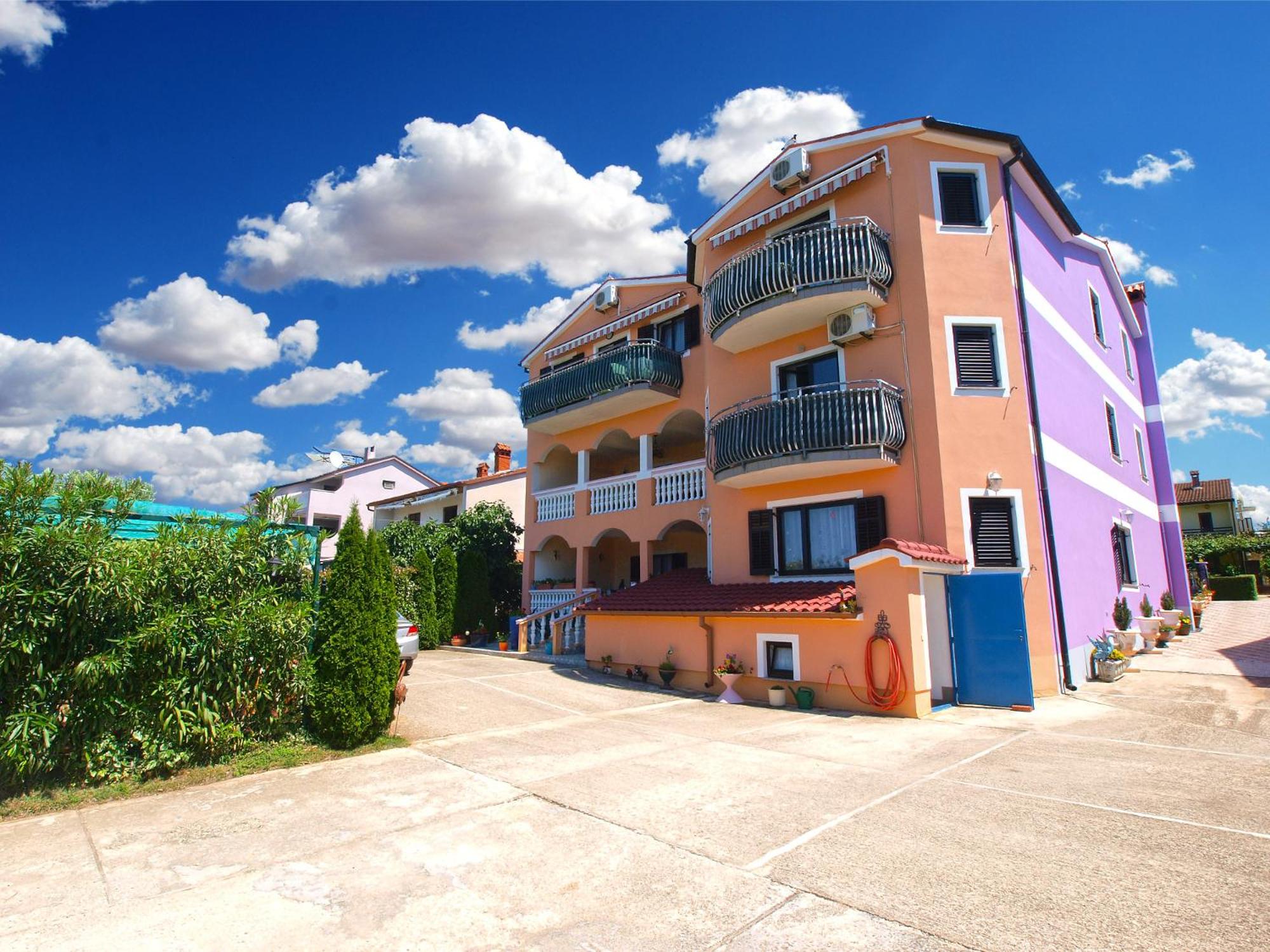 Apartments Anka 1223