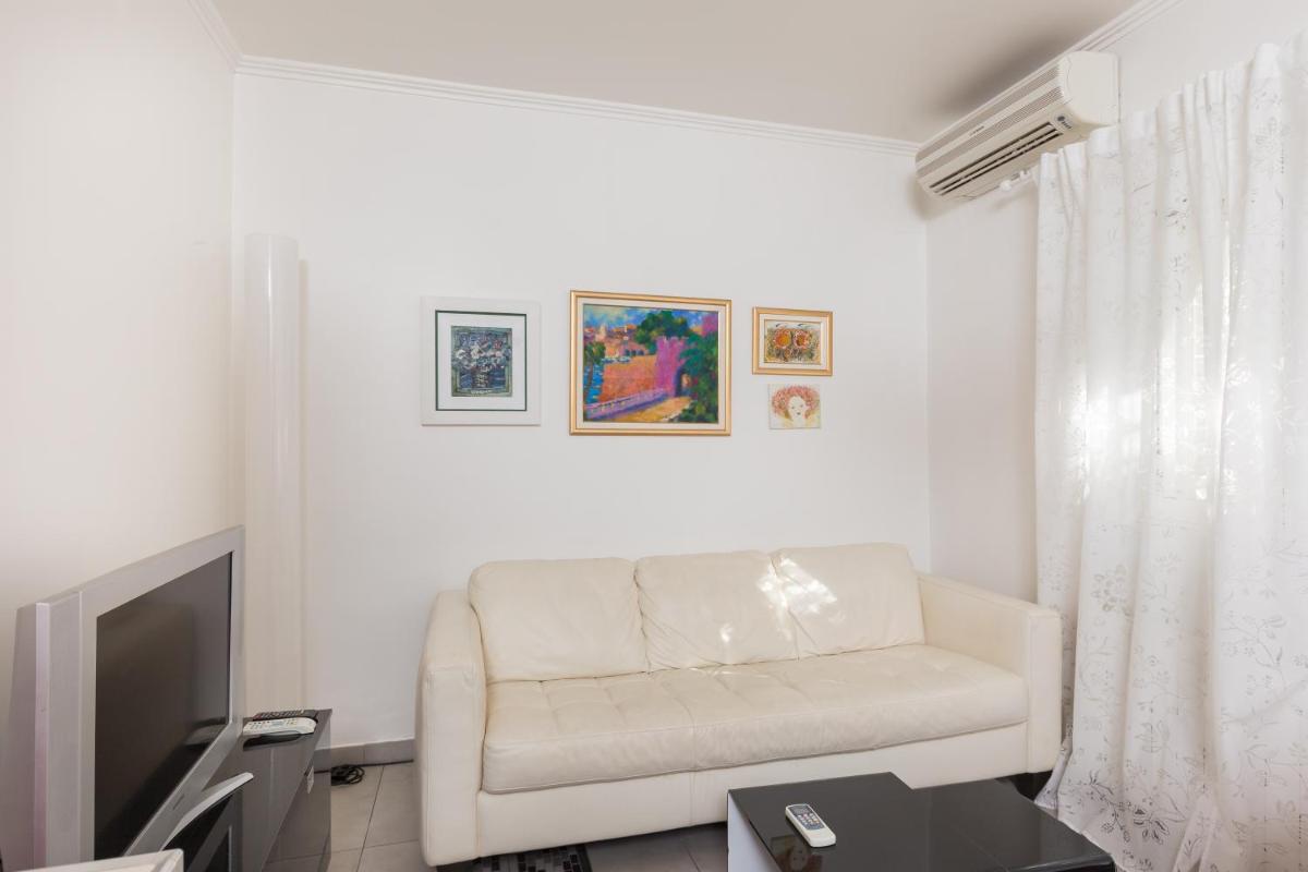 Central Luxury Apartments