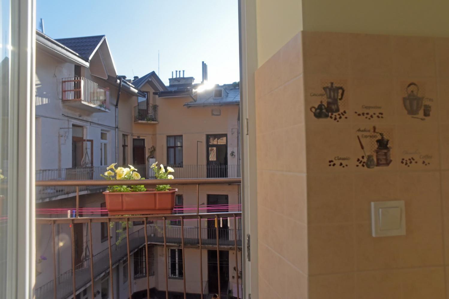 Apartment on Voloshyna view 4