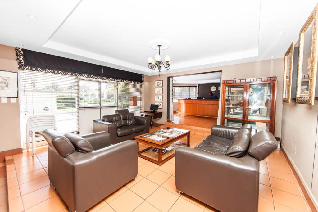 Vetho 1 Apartments OR Tambo Airport