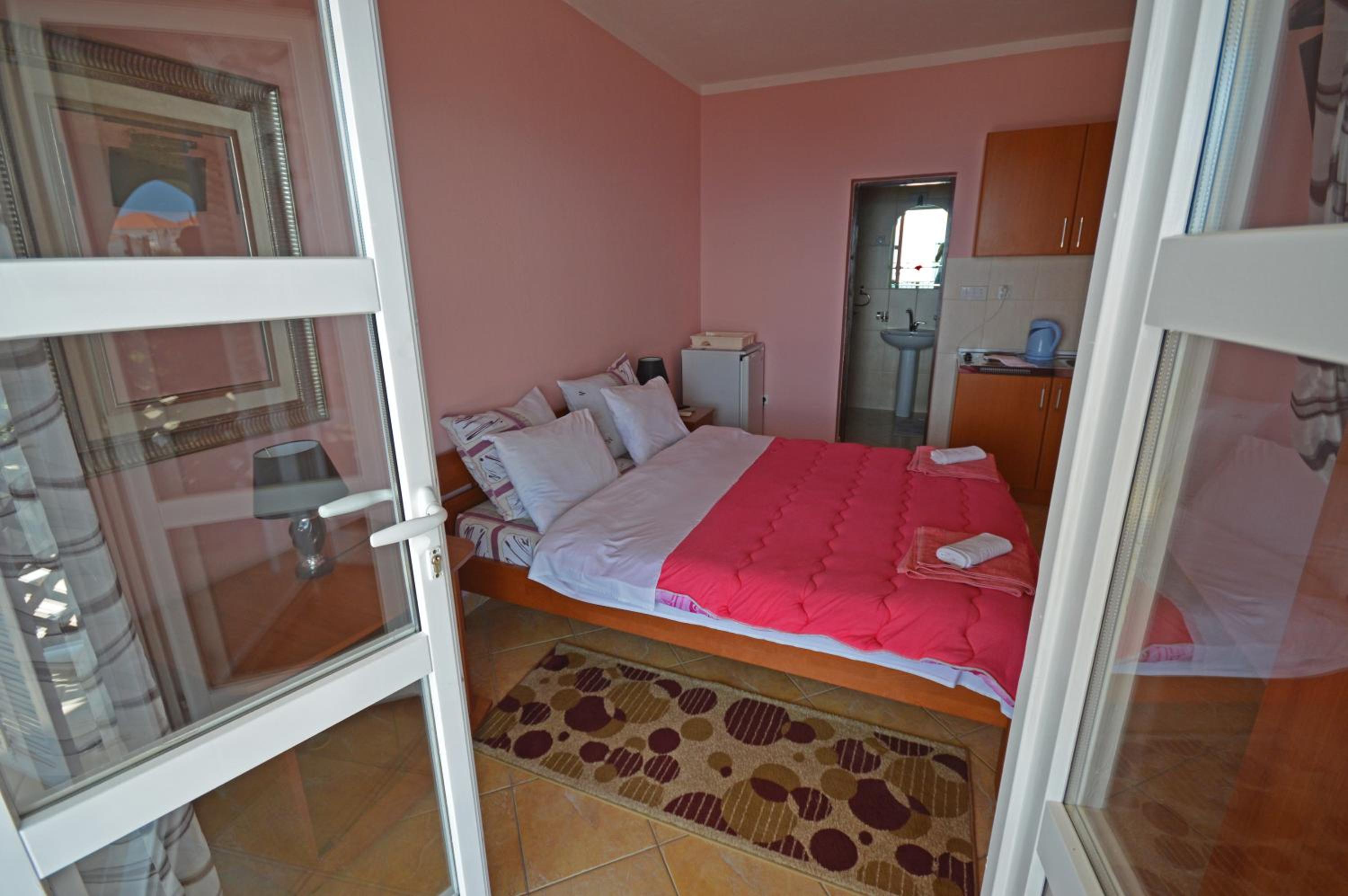 Apartments Cejovic