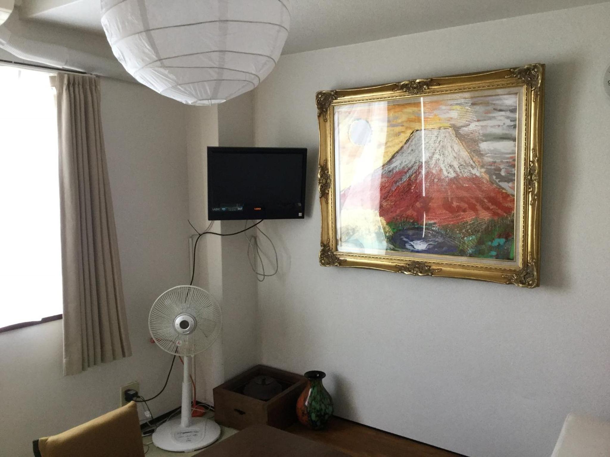 Gallery Compass- Art Stay with Breakfast Free Parking