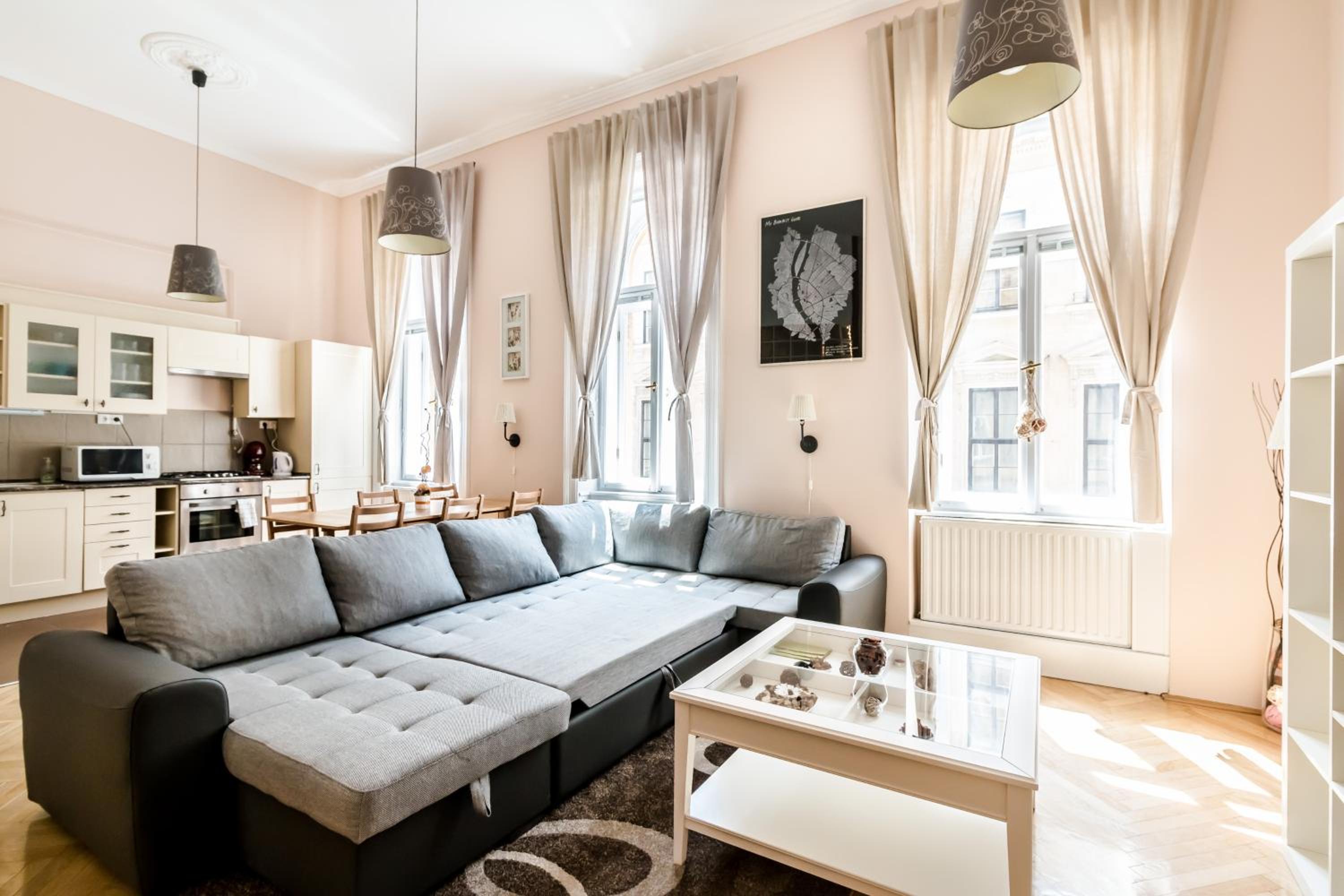 BpR König Design Apartment view 4