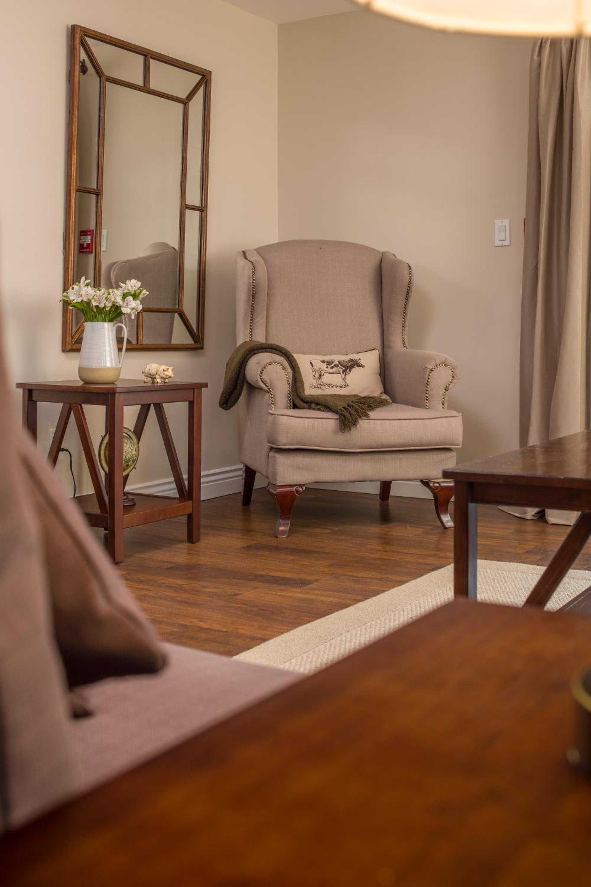 506 On the River Inn Woodstock - Property Image 2