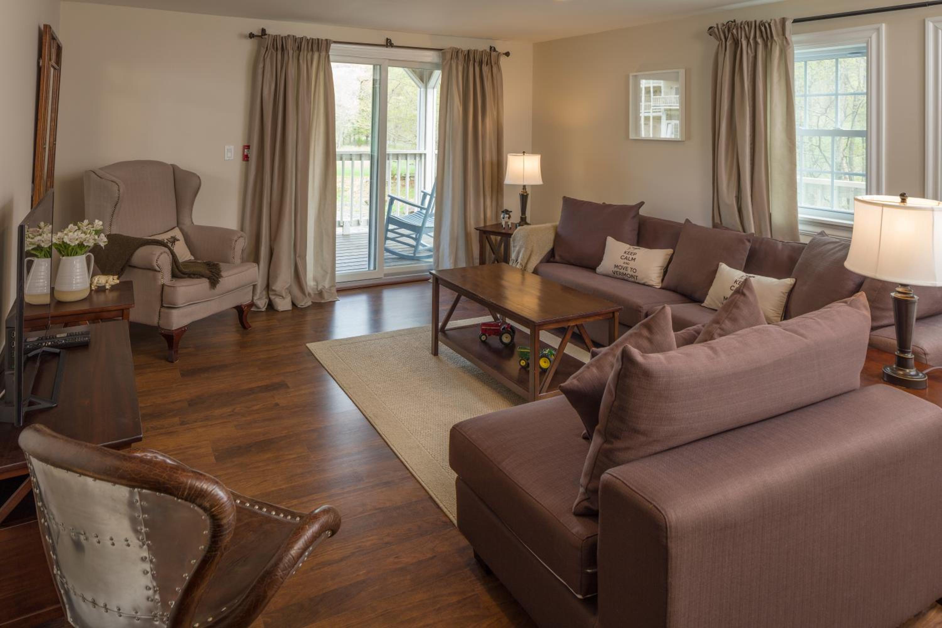 506 On the River Inn Woodstock - Property Image 5