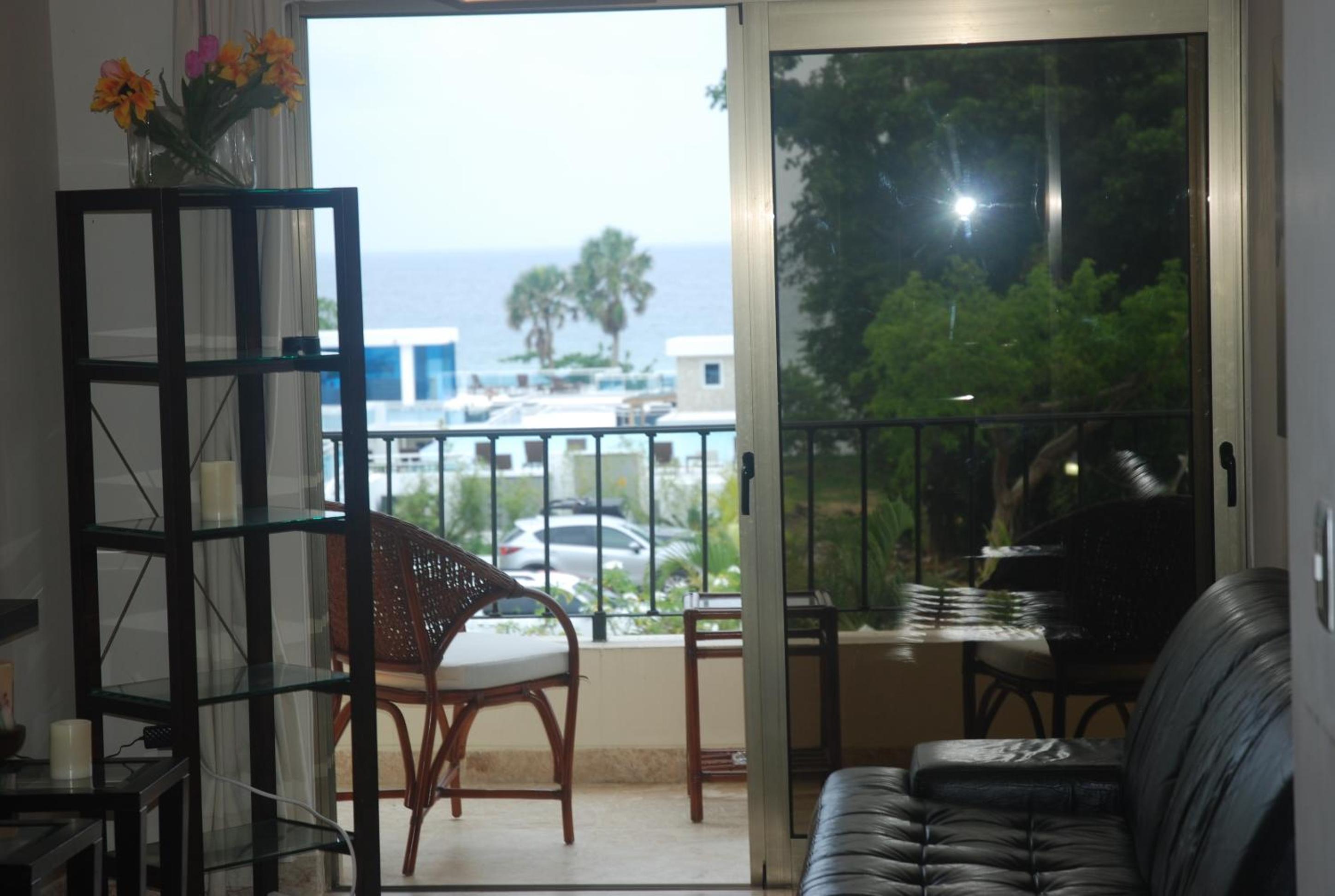 E&J Beach Condo