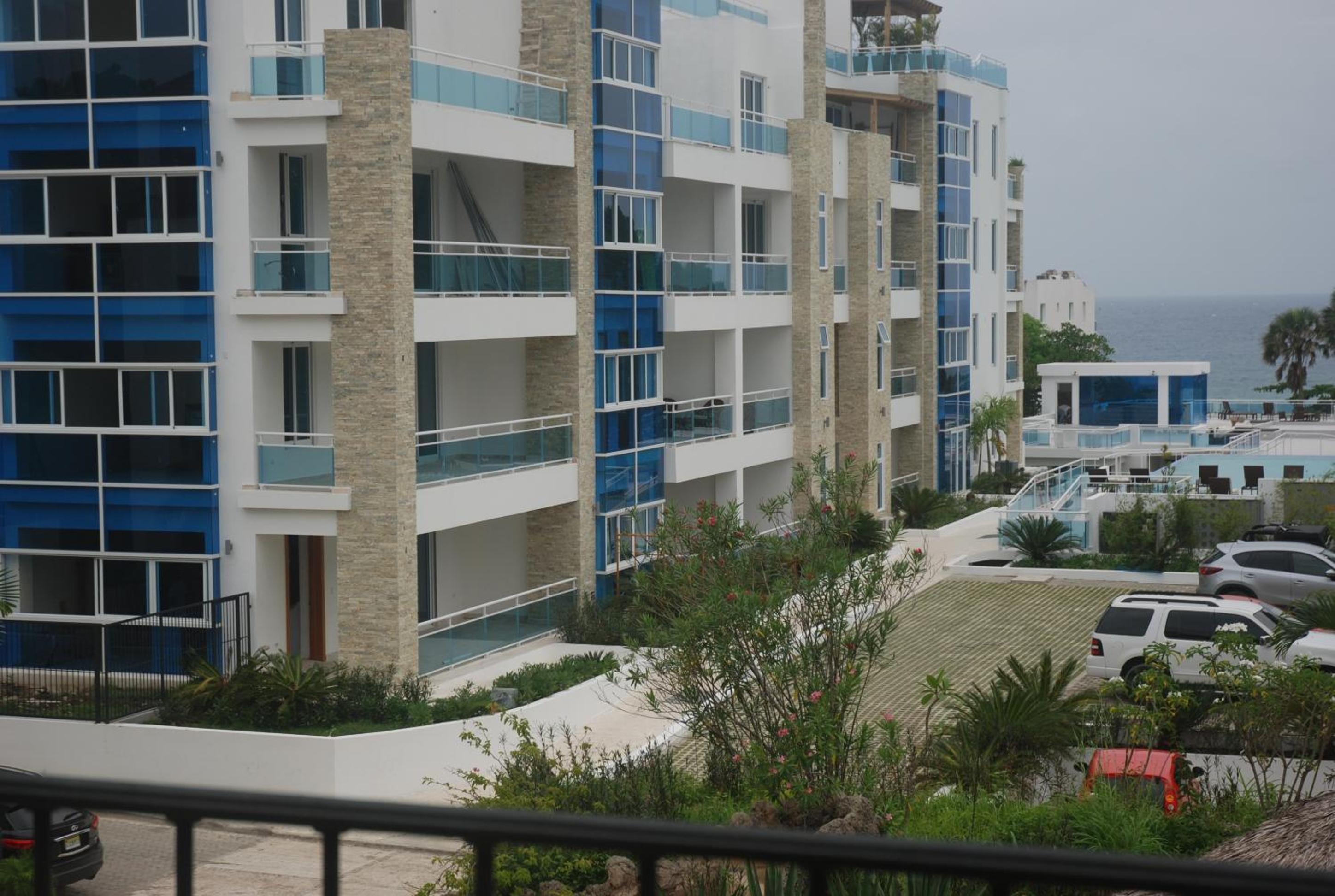 E&J Beach Condo
