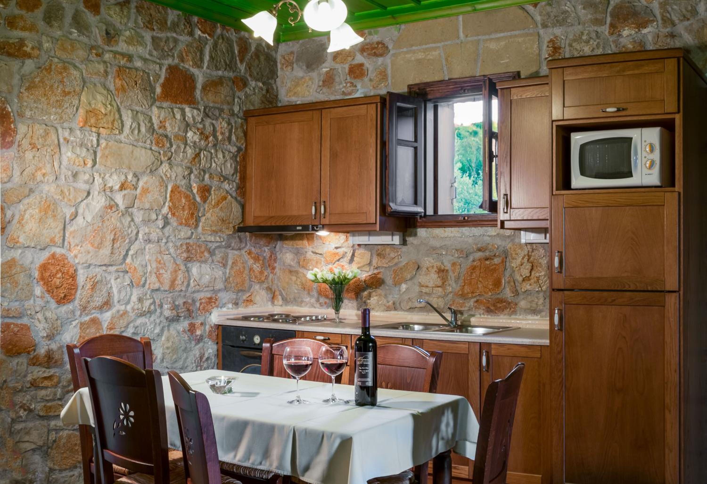 Klymeni Traditional Homes