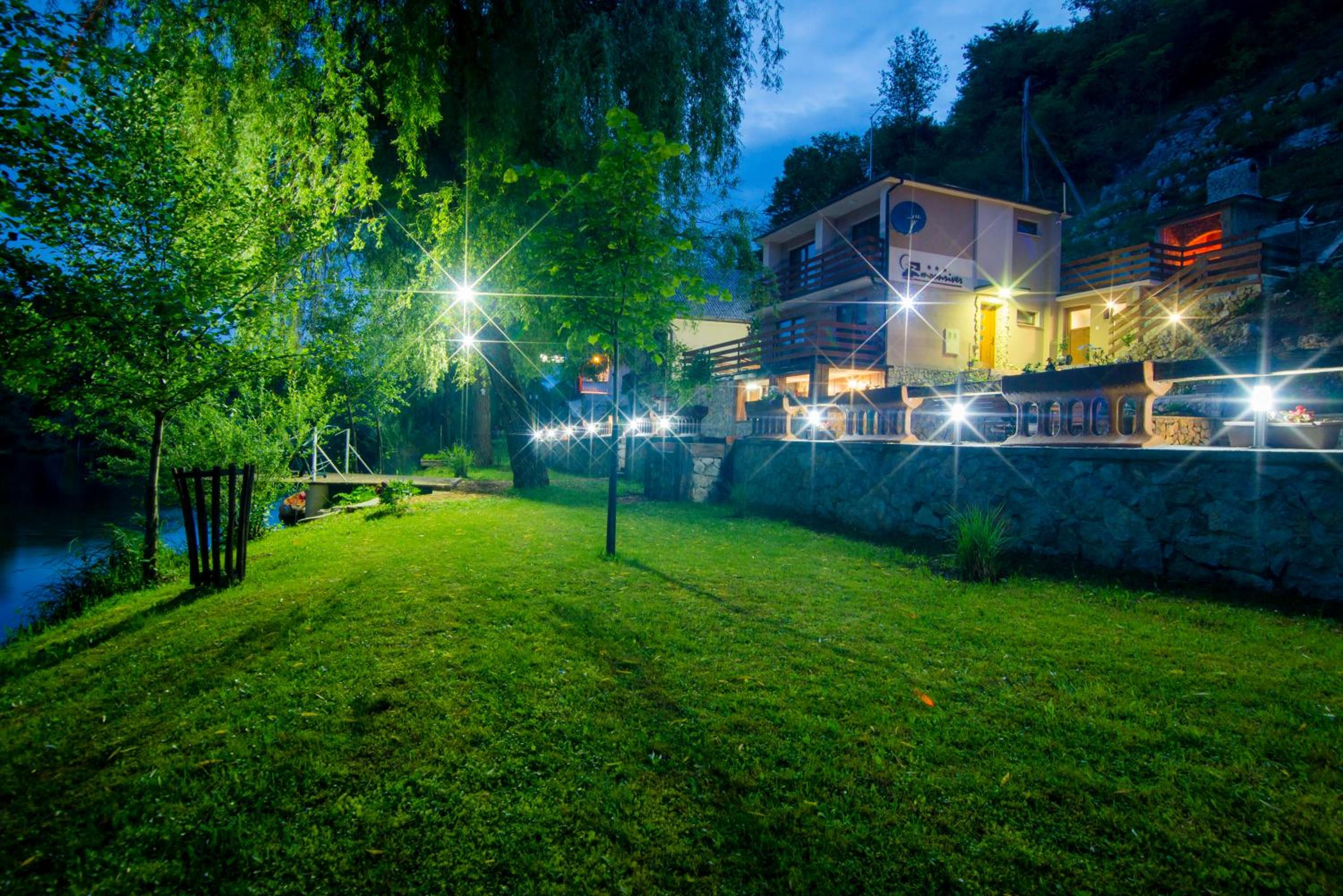 Moonriver Apartment
