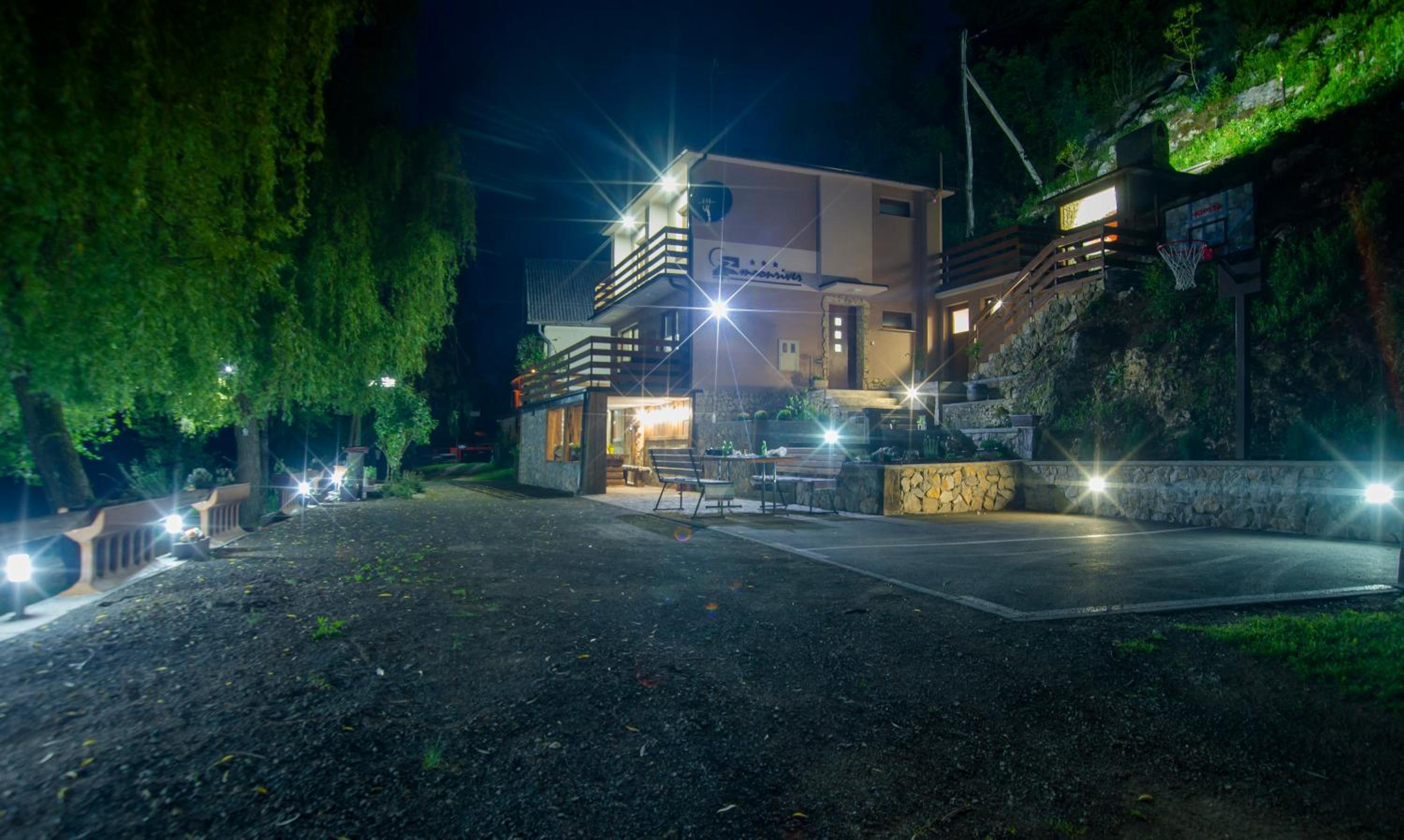 Moonriver Apartment