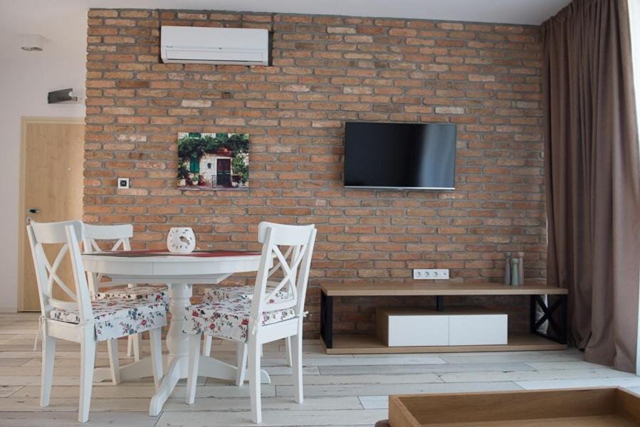 Boutique Home Magnolia