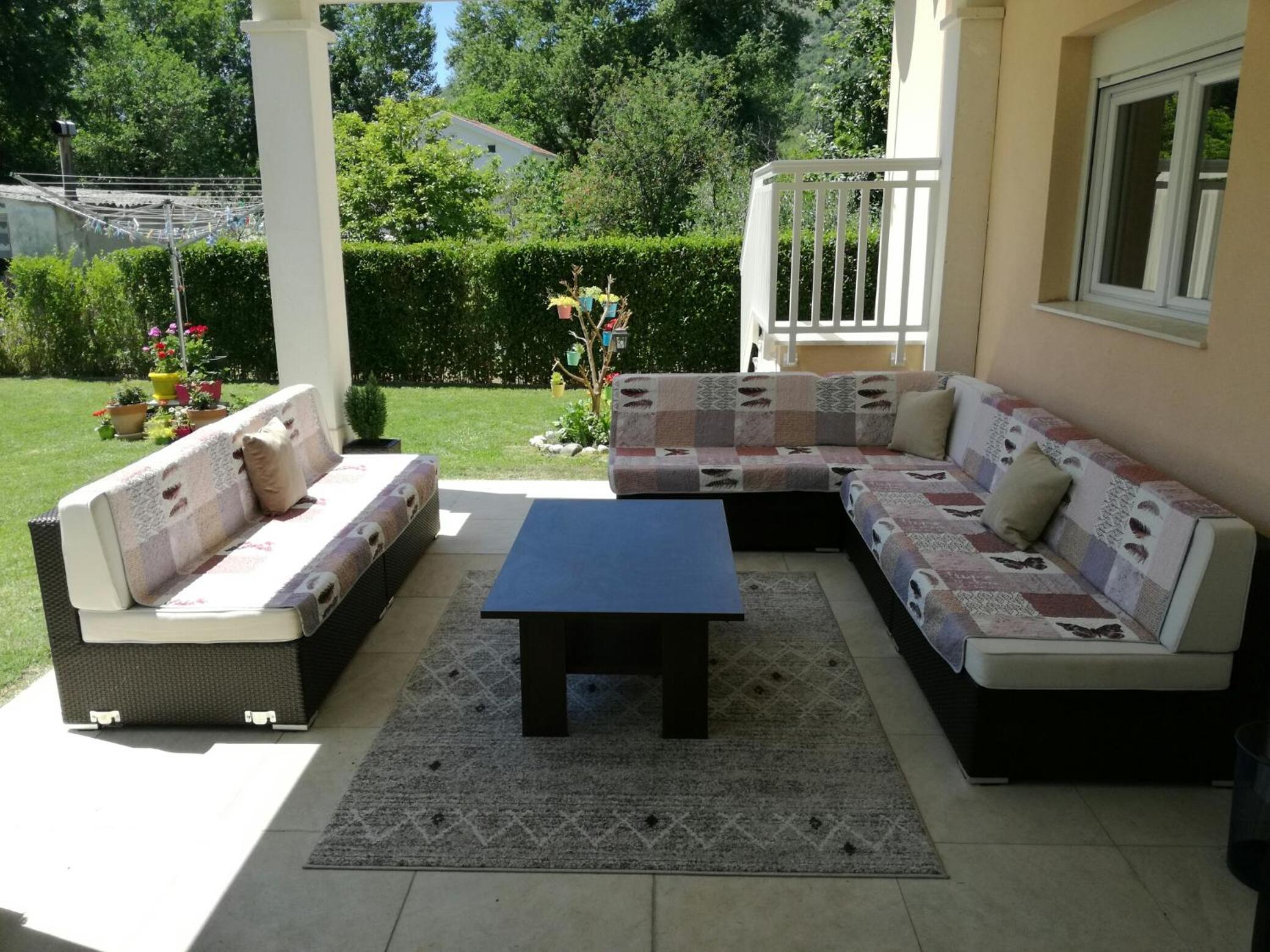 Riverside Guesthouse