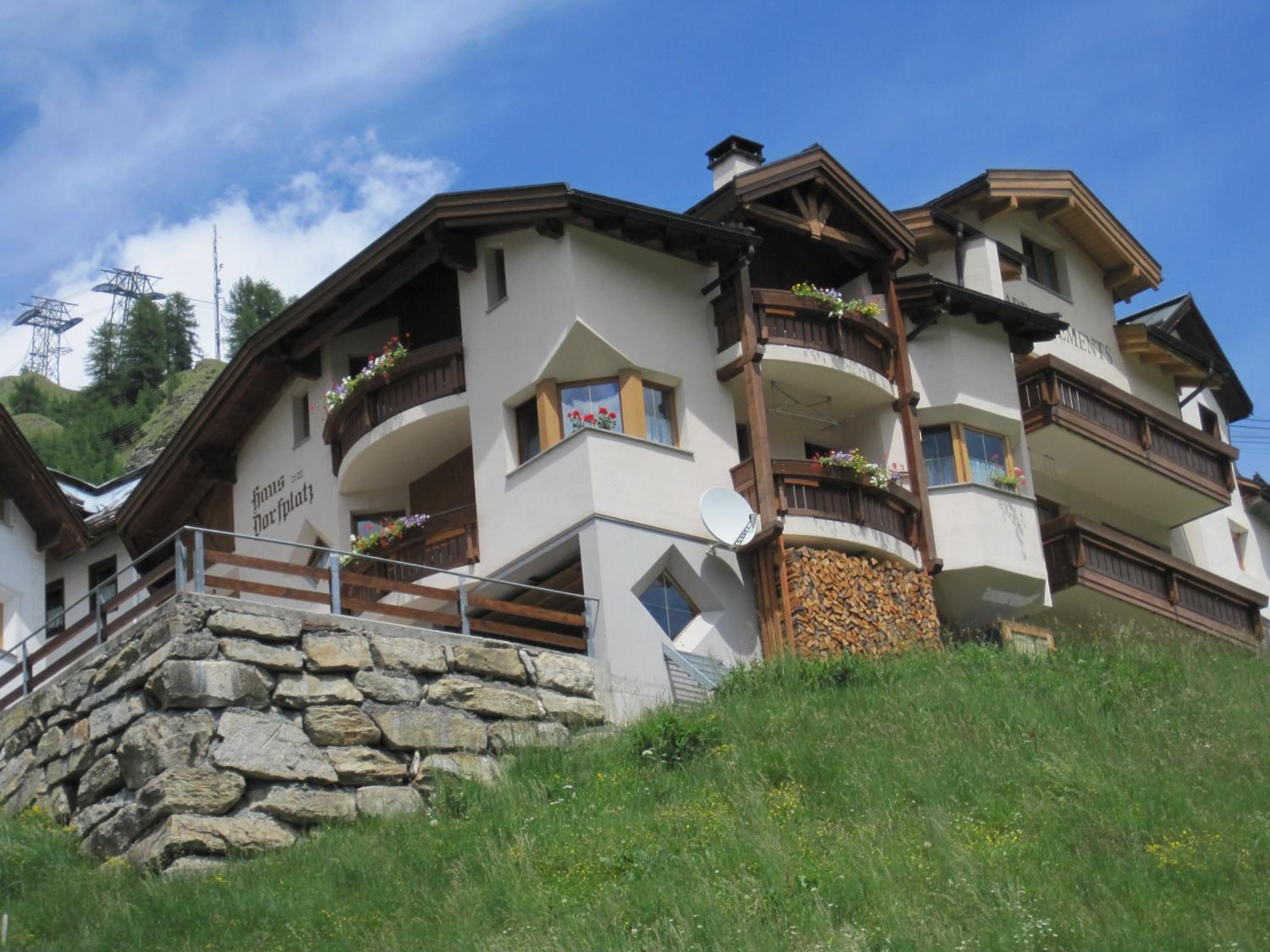 Photo 6