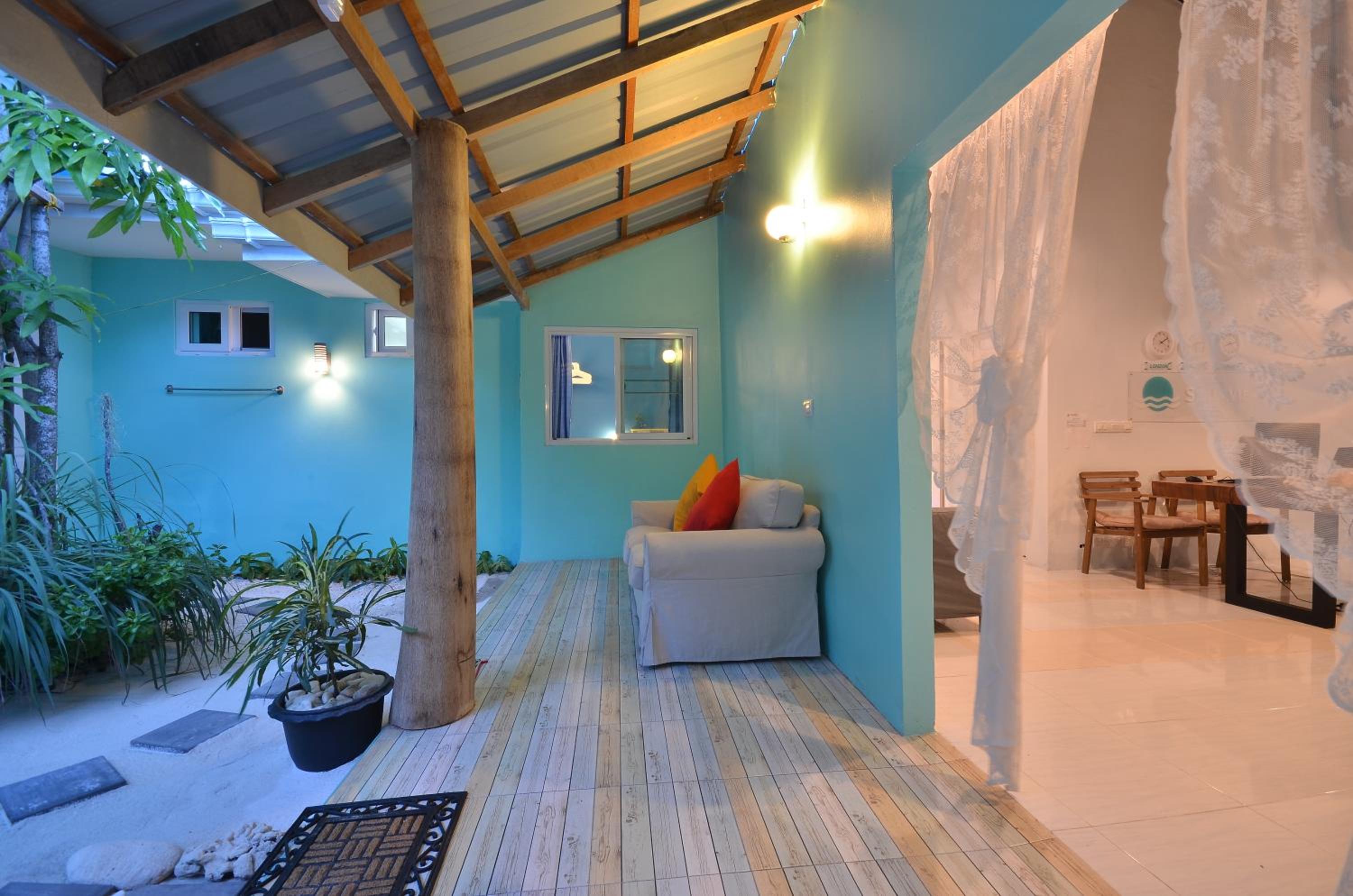 SeaLaVie Inn photo 3