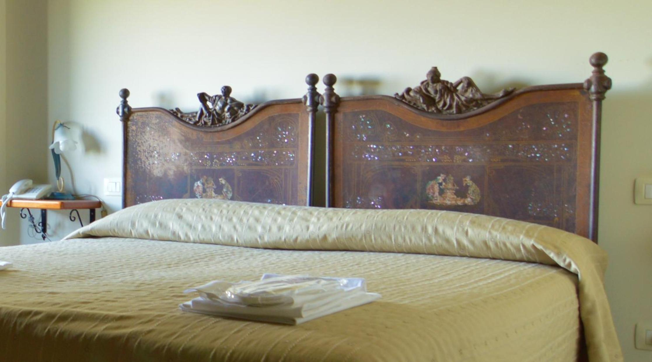Antico Borgo Etneo Country Hotel