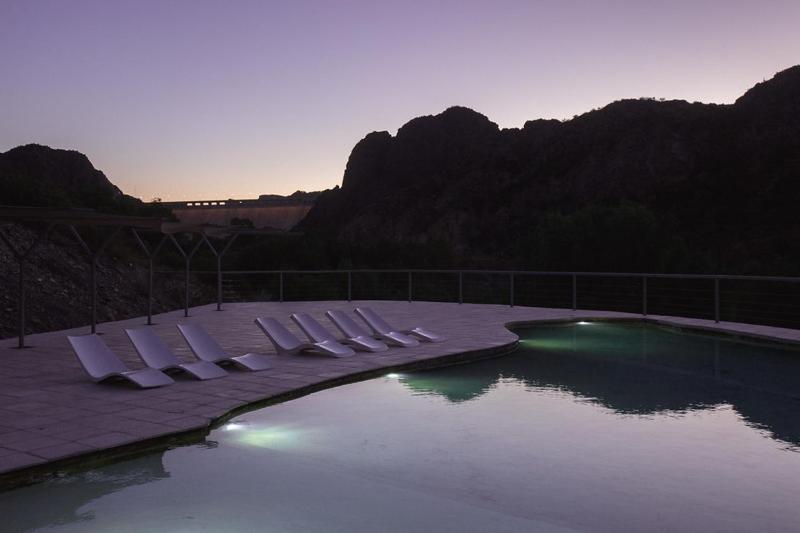 Bosque Divino Cabañas & Suites