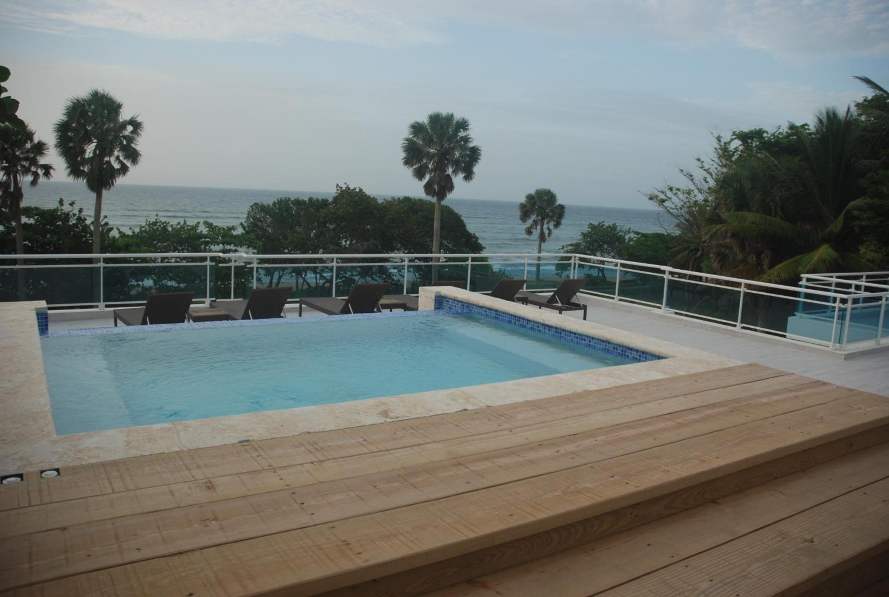 E&J Beach Condo