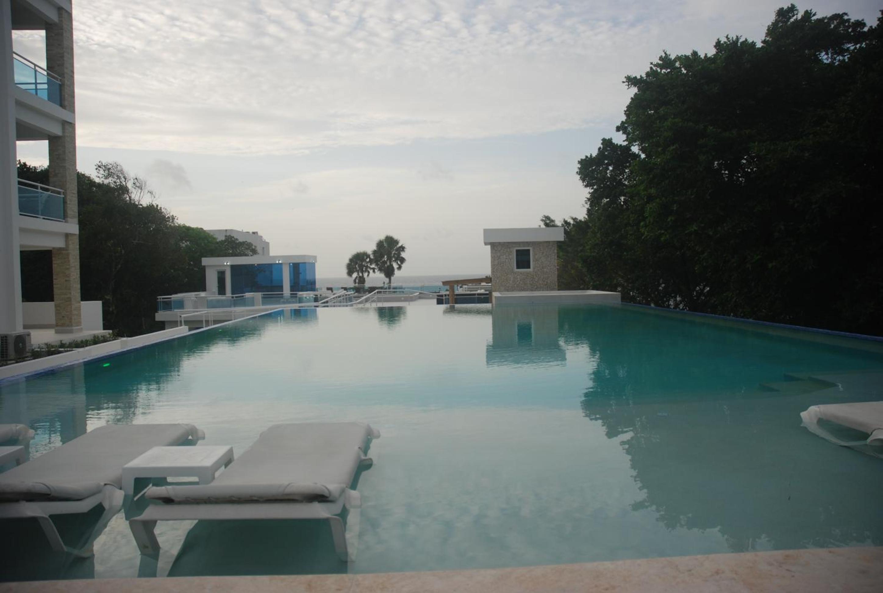 E&J Beach Condo