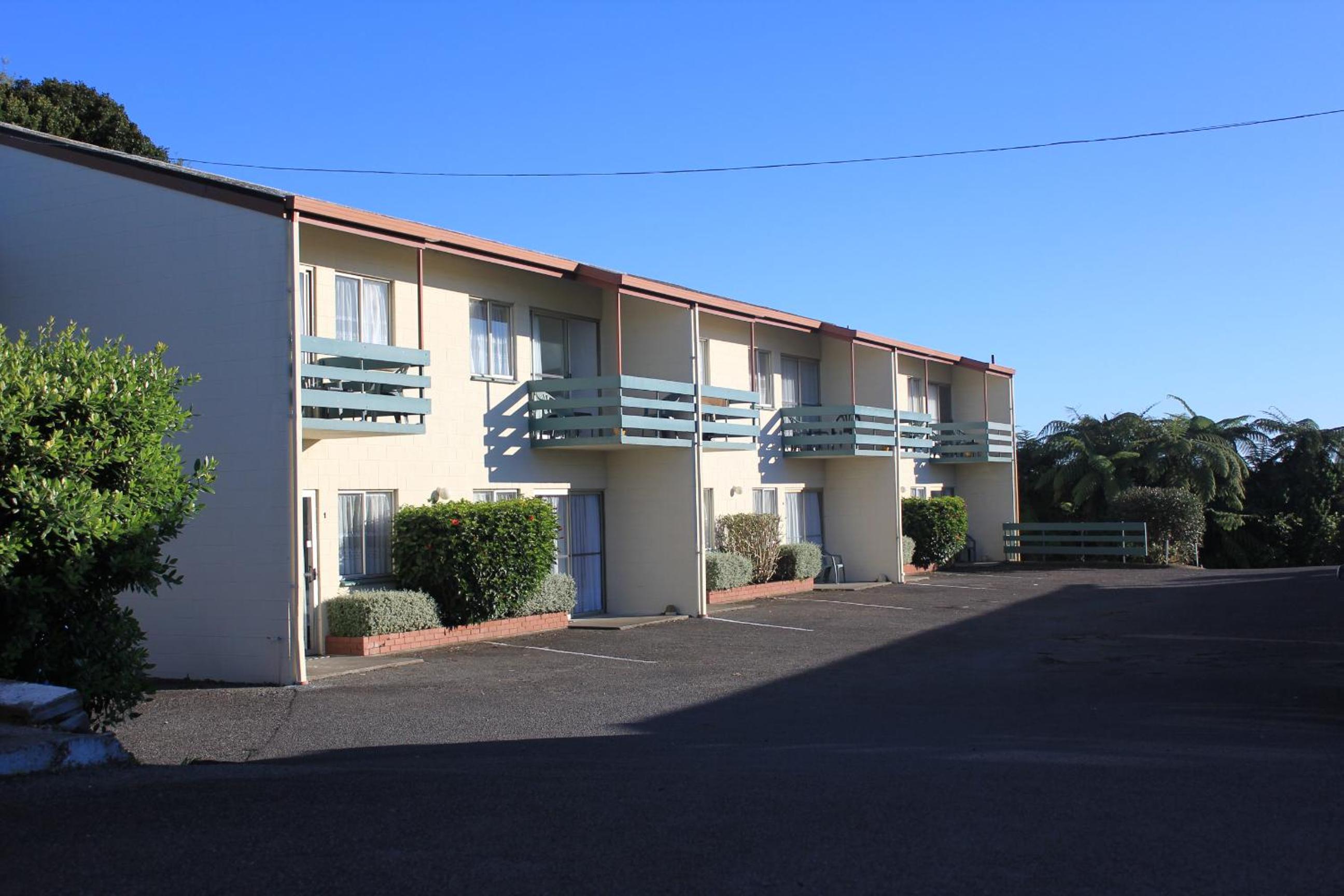 Coronation Court Motel view 5