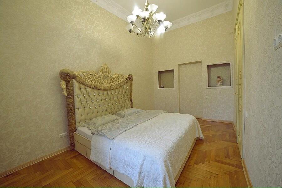 GoldenApartmentLviv