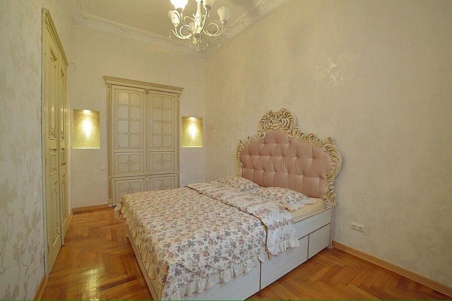 GoldenApartmentLviv