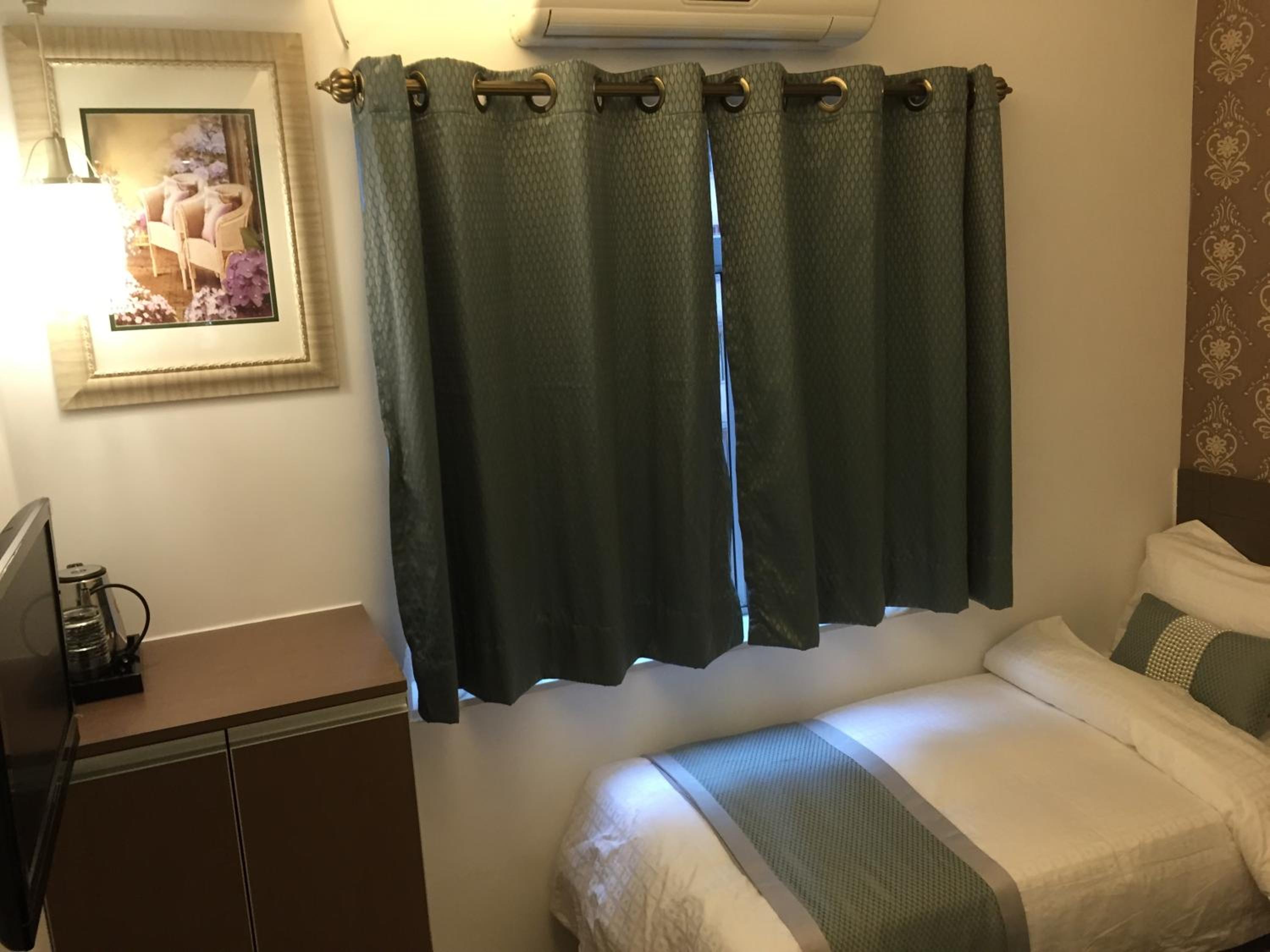 Seasons Hotel - Causeway Bay