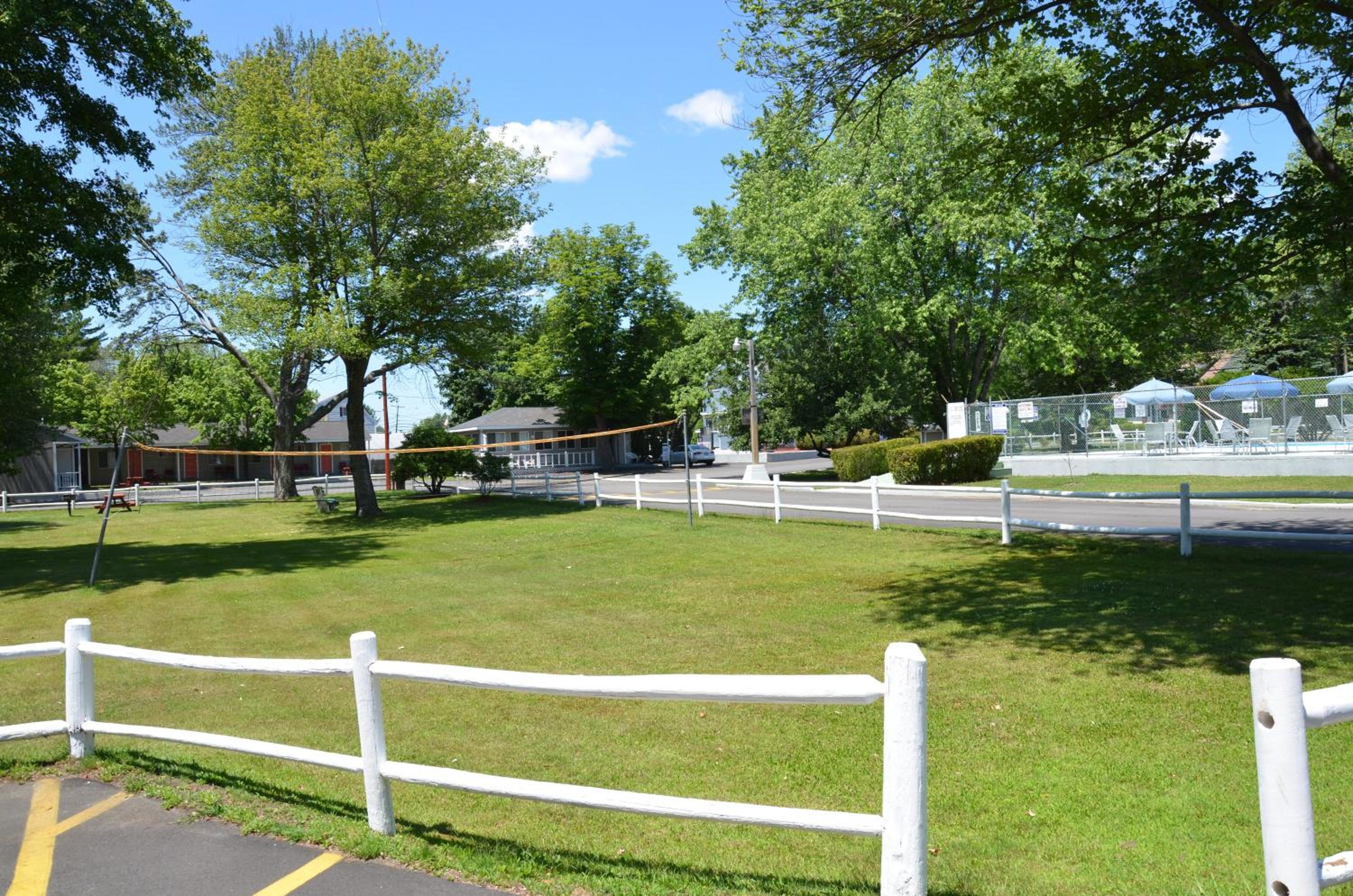 Salisbury Vacations - Beachway Motel - Property Image 2