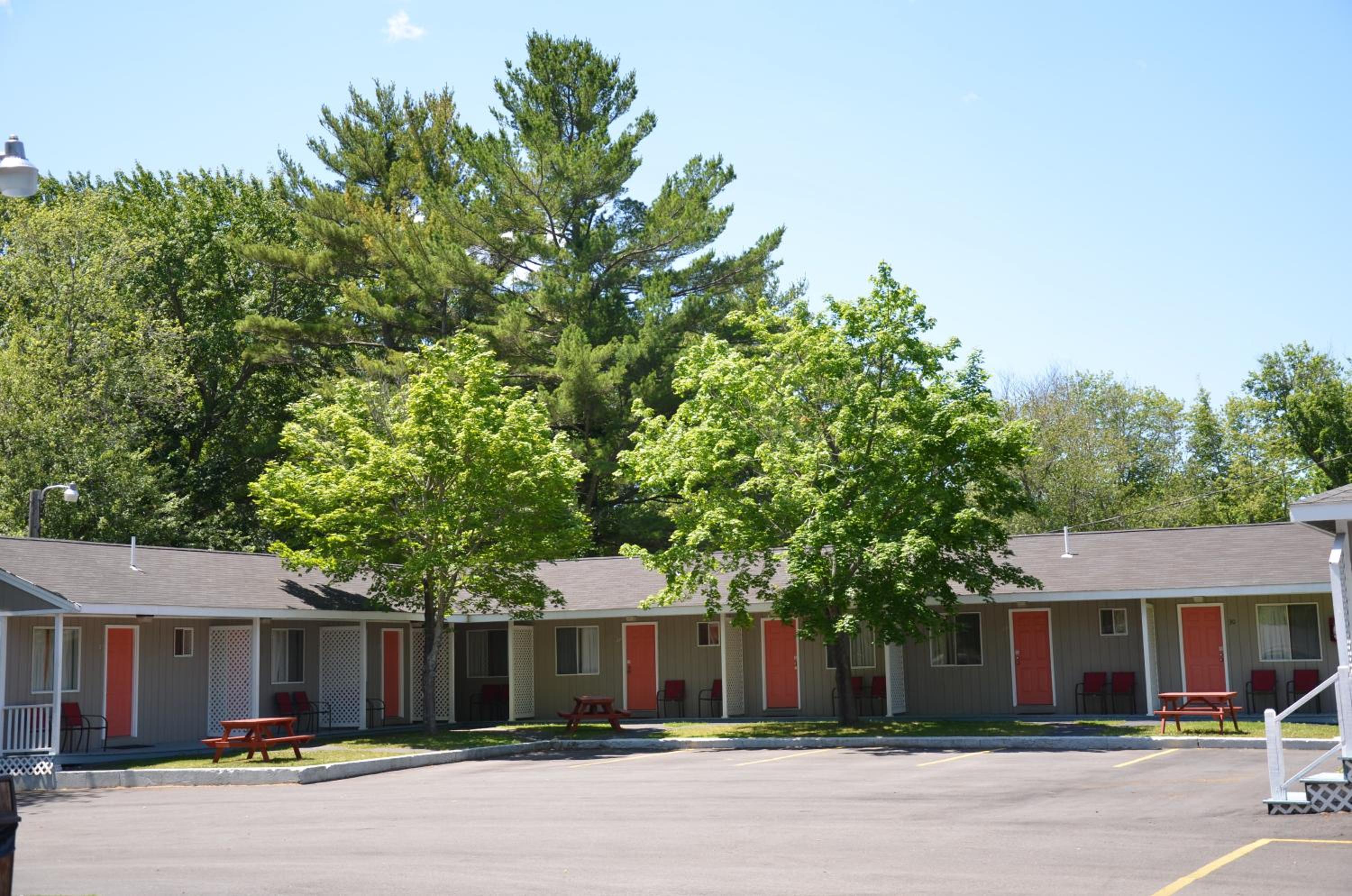 Salisbury Vacations - Beachway Motel - Property Image 22