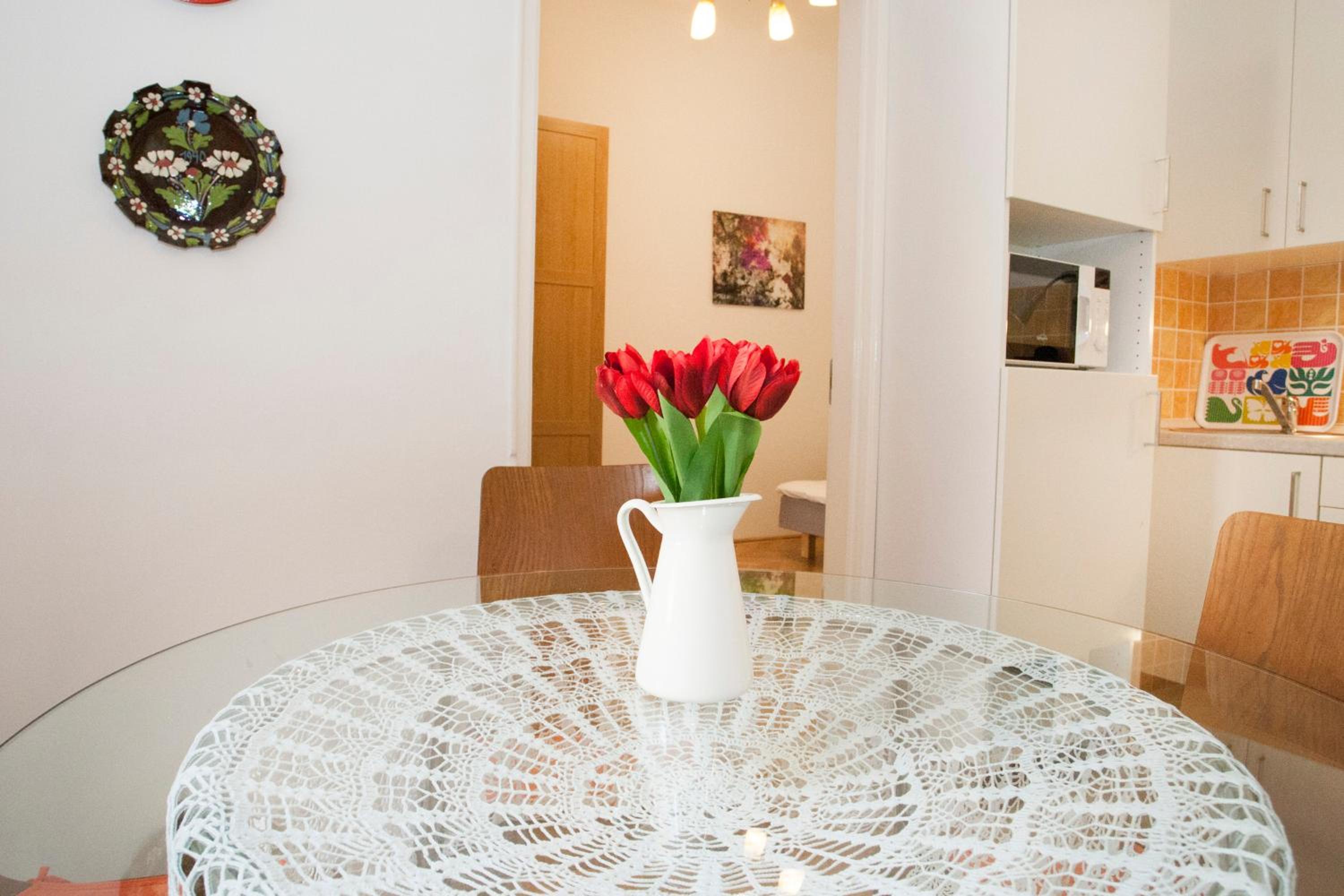 Carolyn apartman in the old City view 2