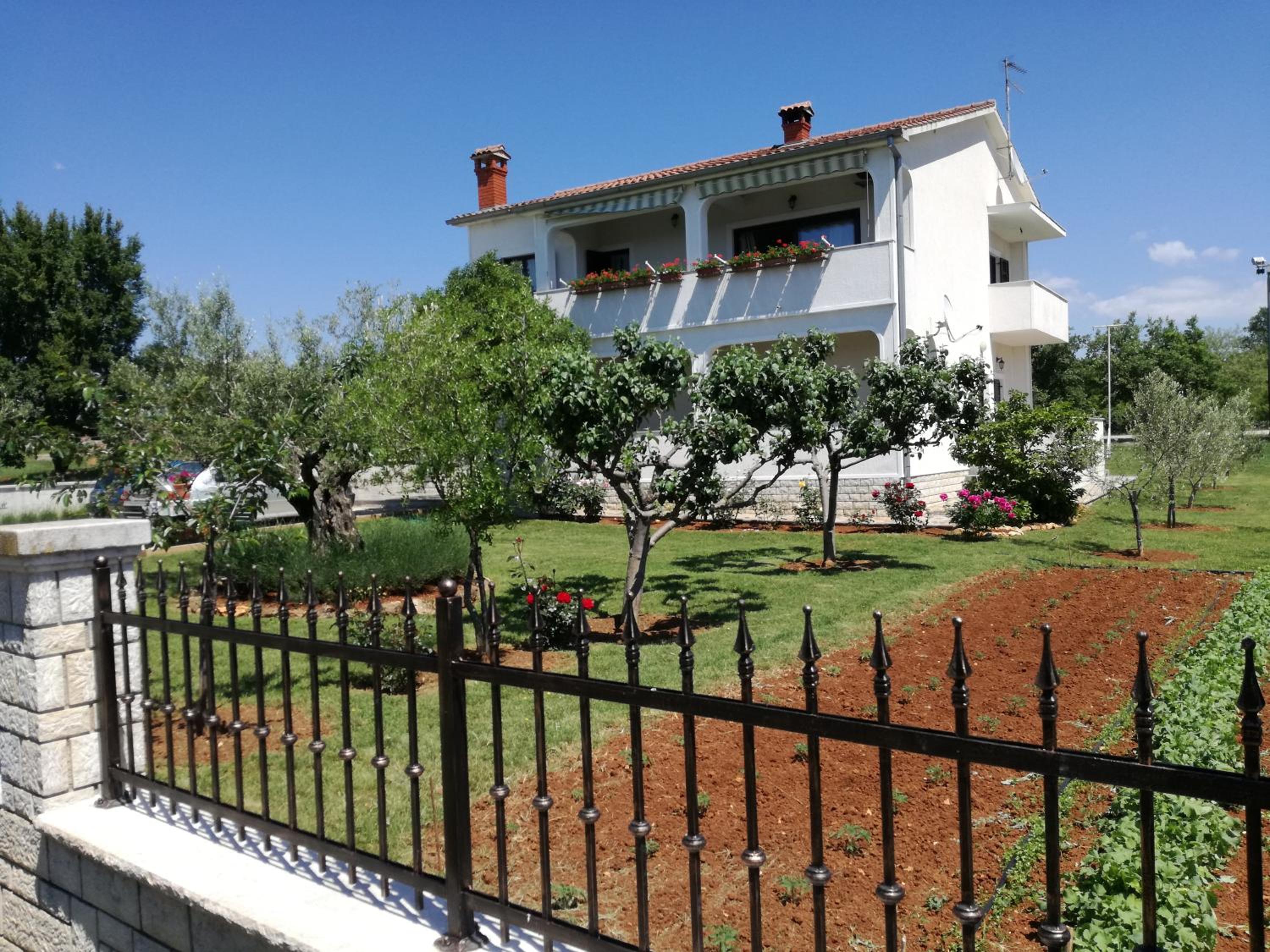 Apartment Vesna view 3