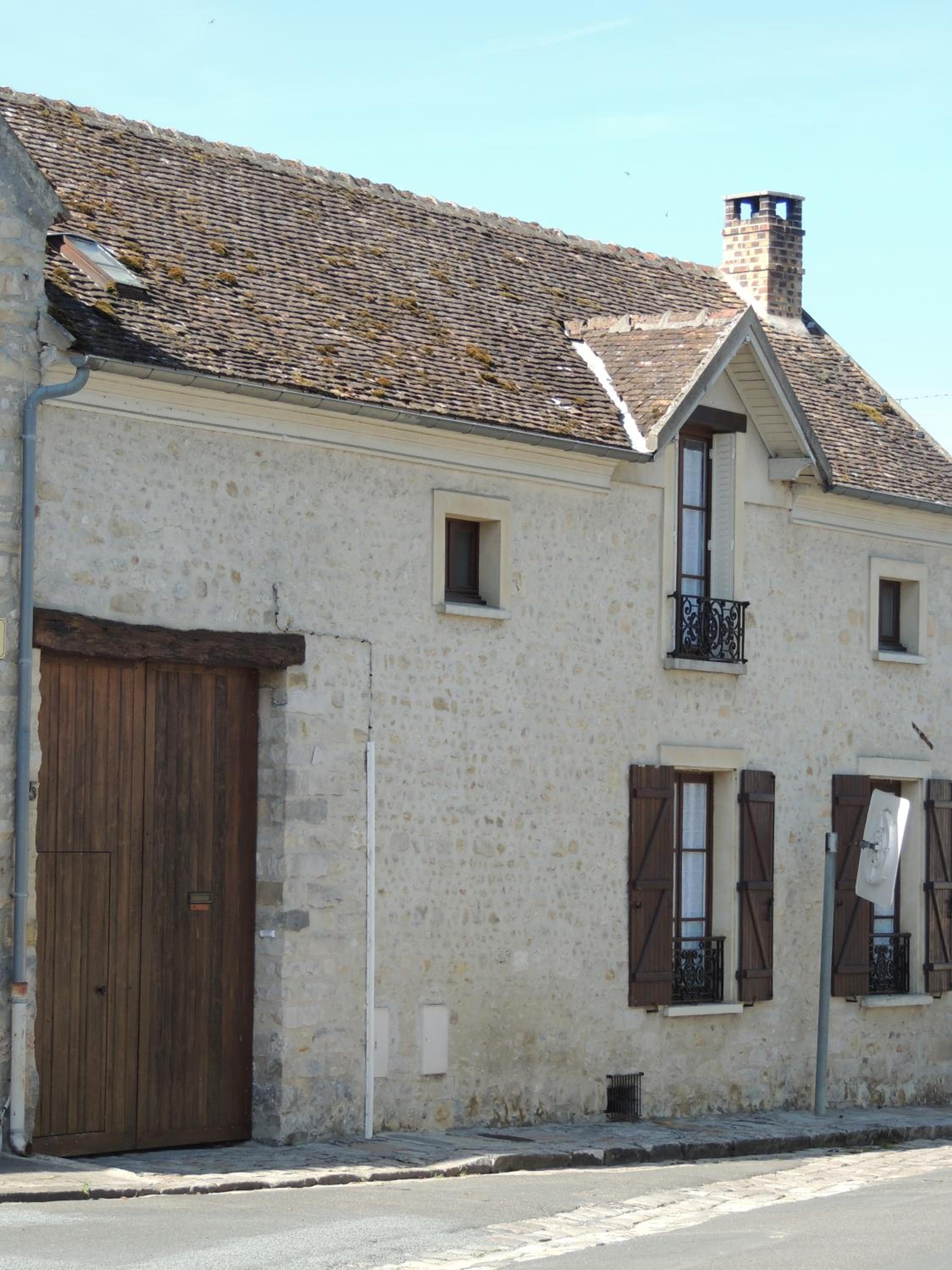 Photo 10