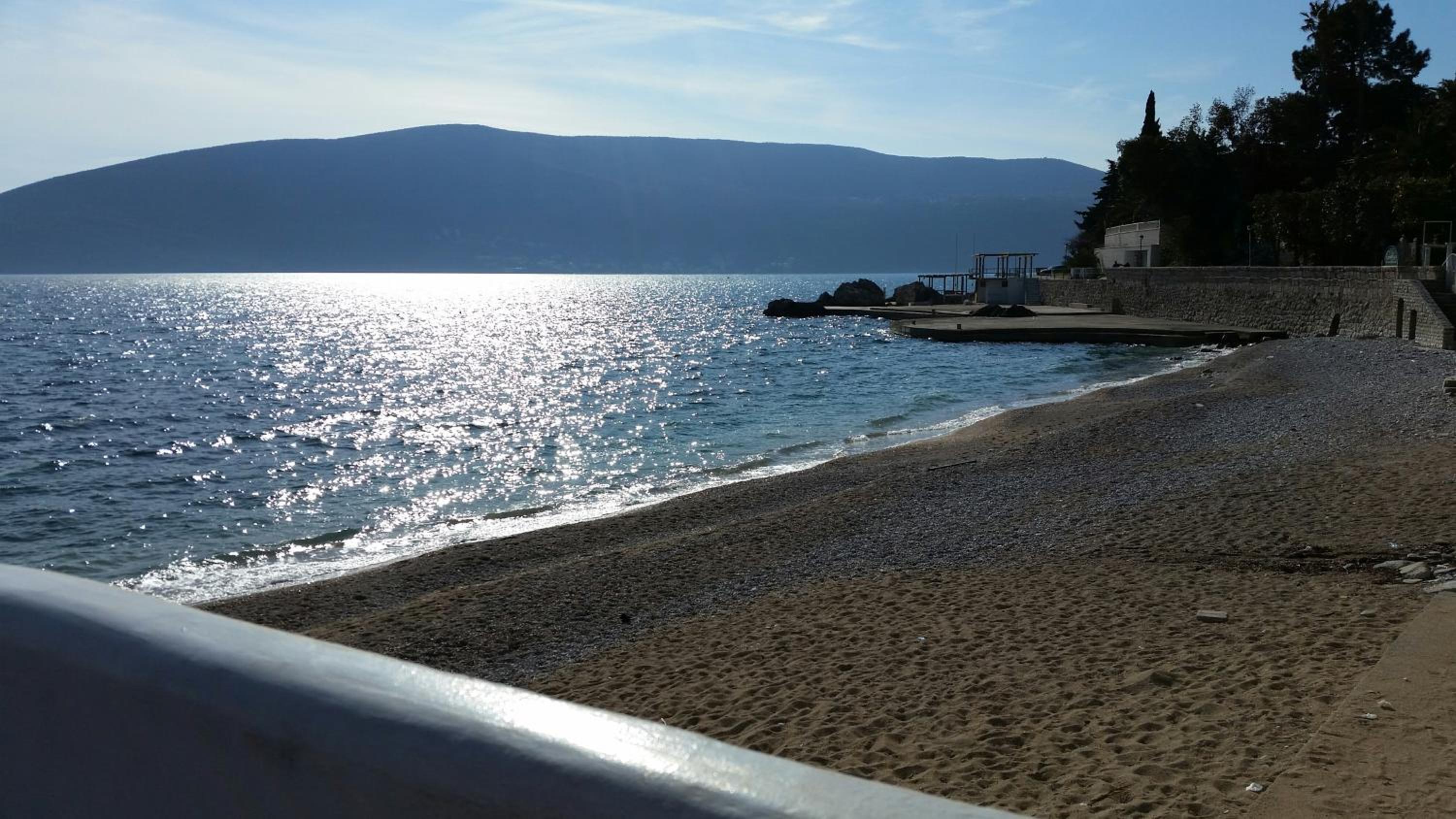 Apartment Penthouse Savina view 2