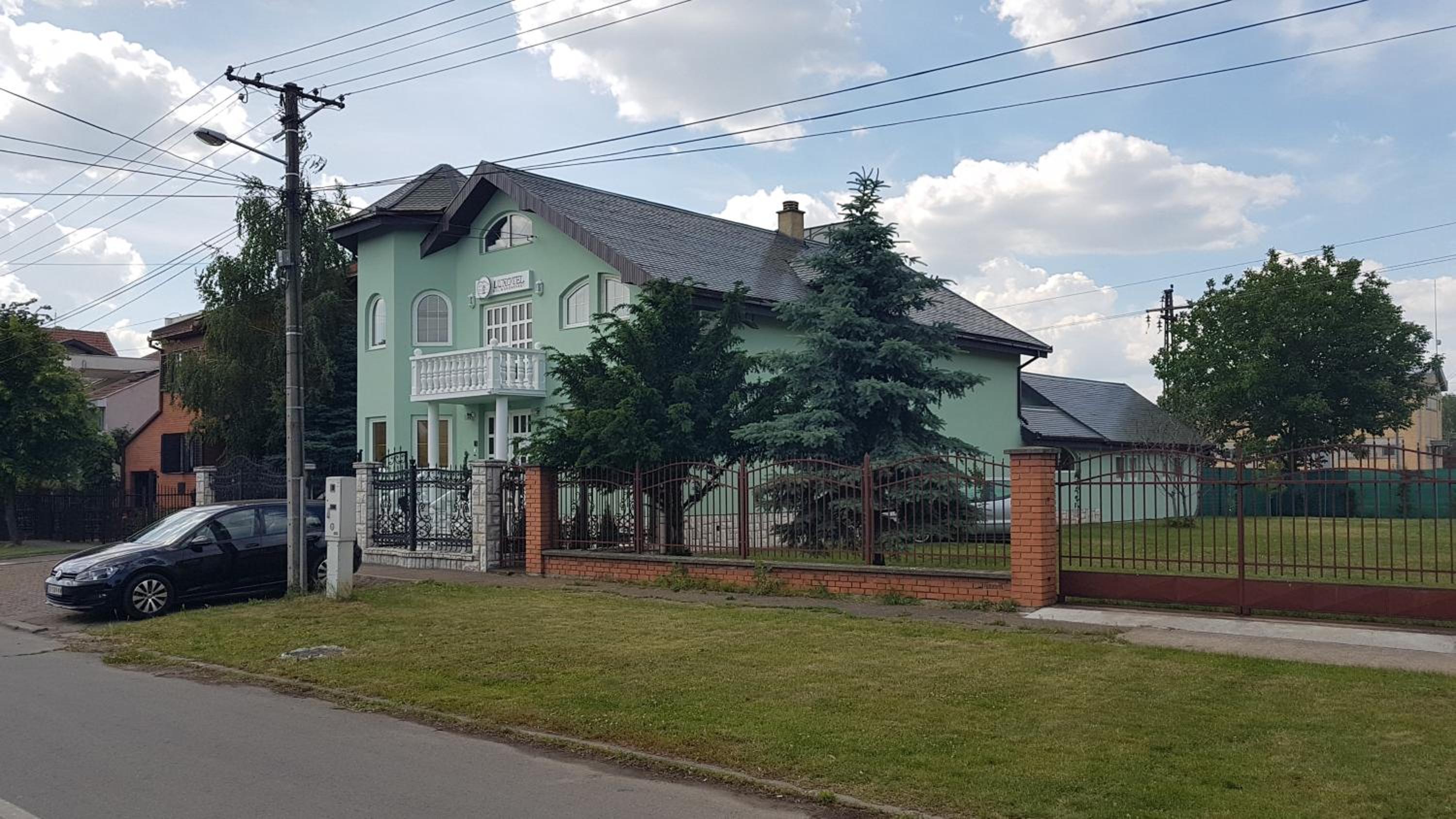 Photo 41