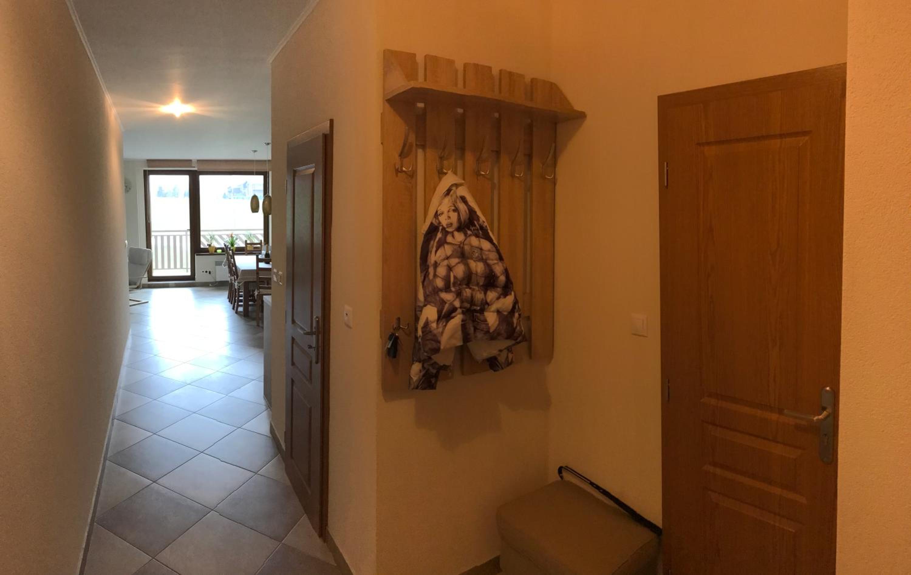 Photo 34