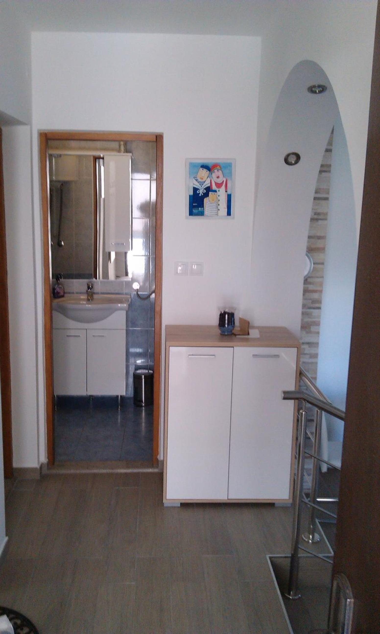 Photo 57