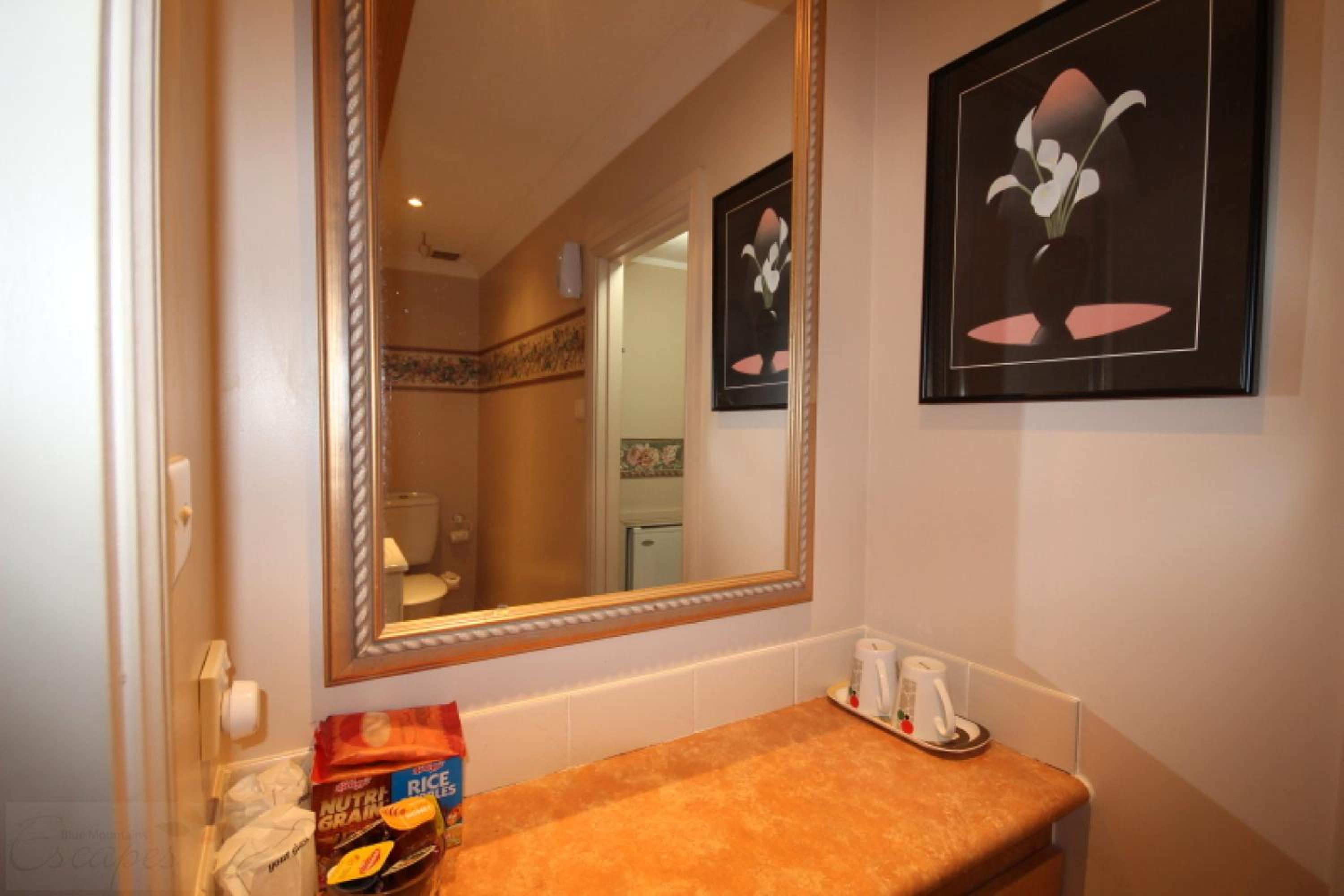 Kalimna Spa Room view 2