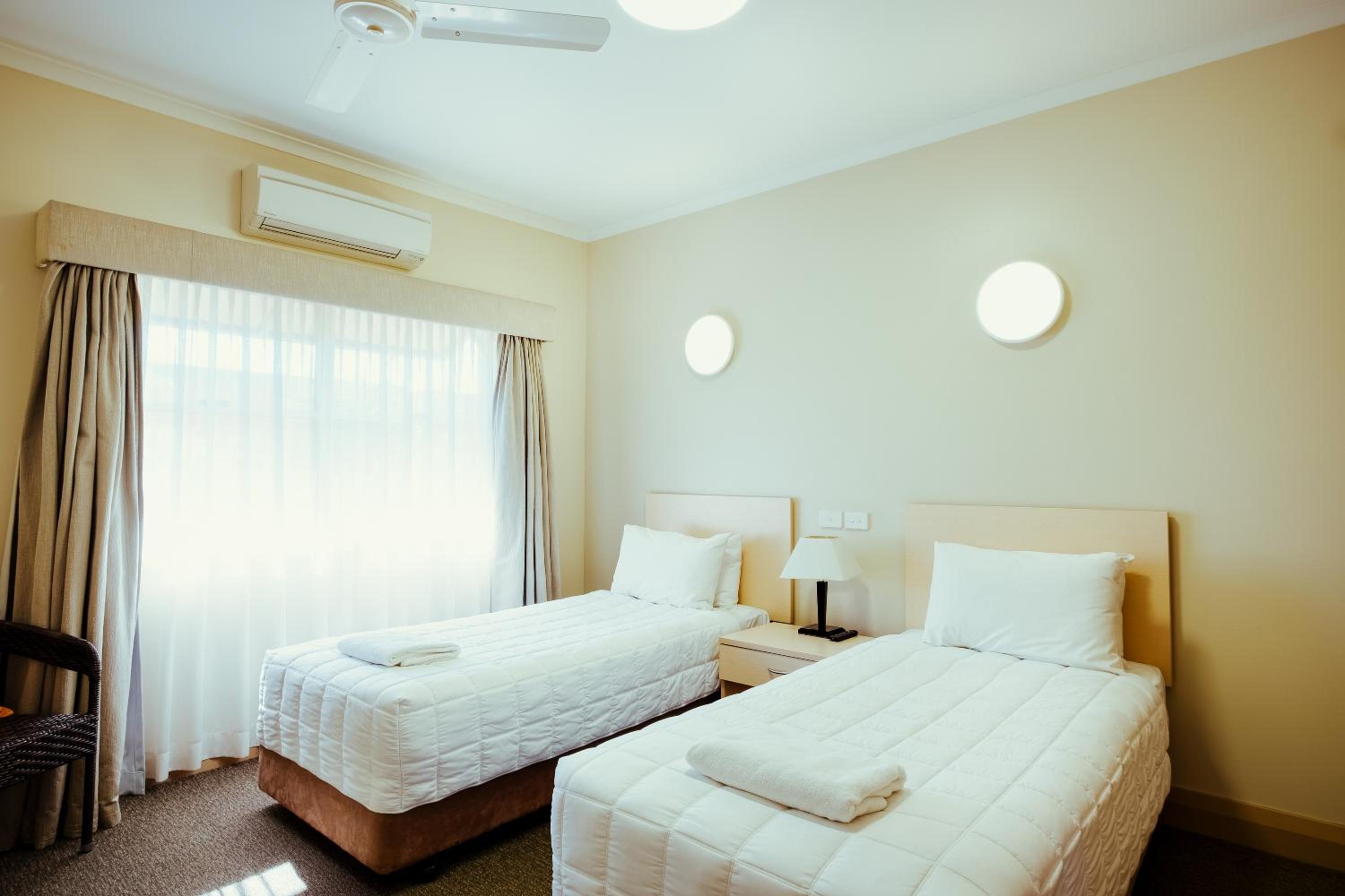 Club Motor Inn