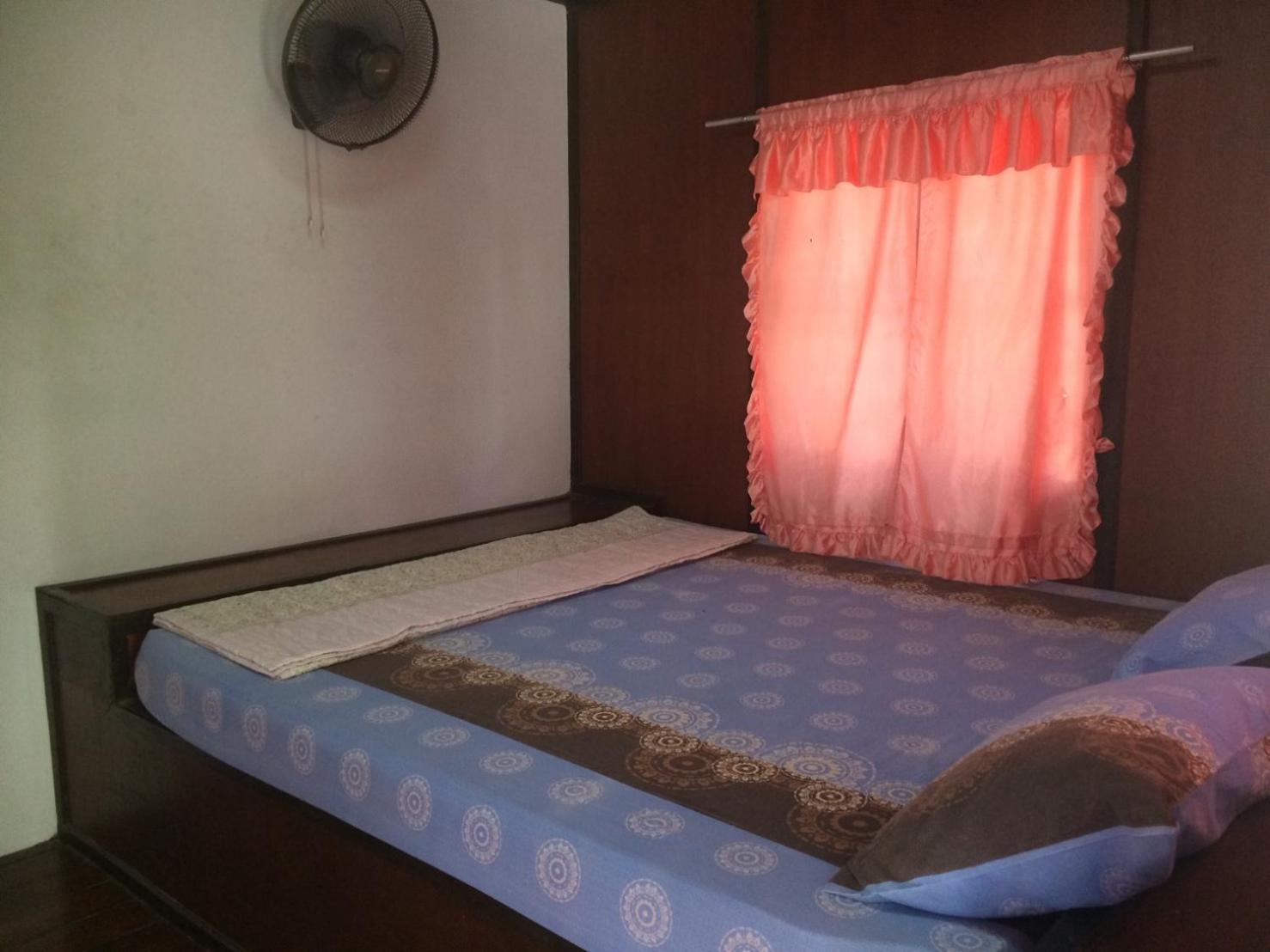 Light In bungalow