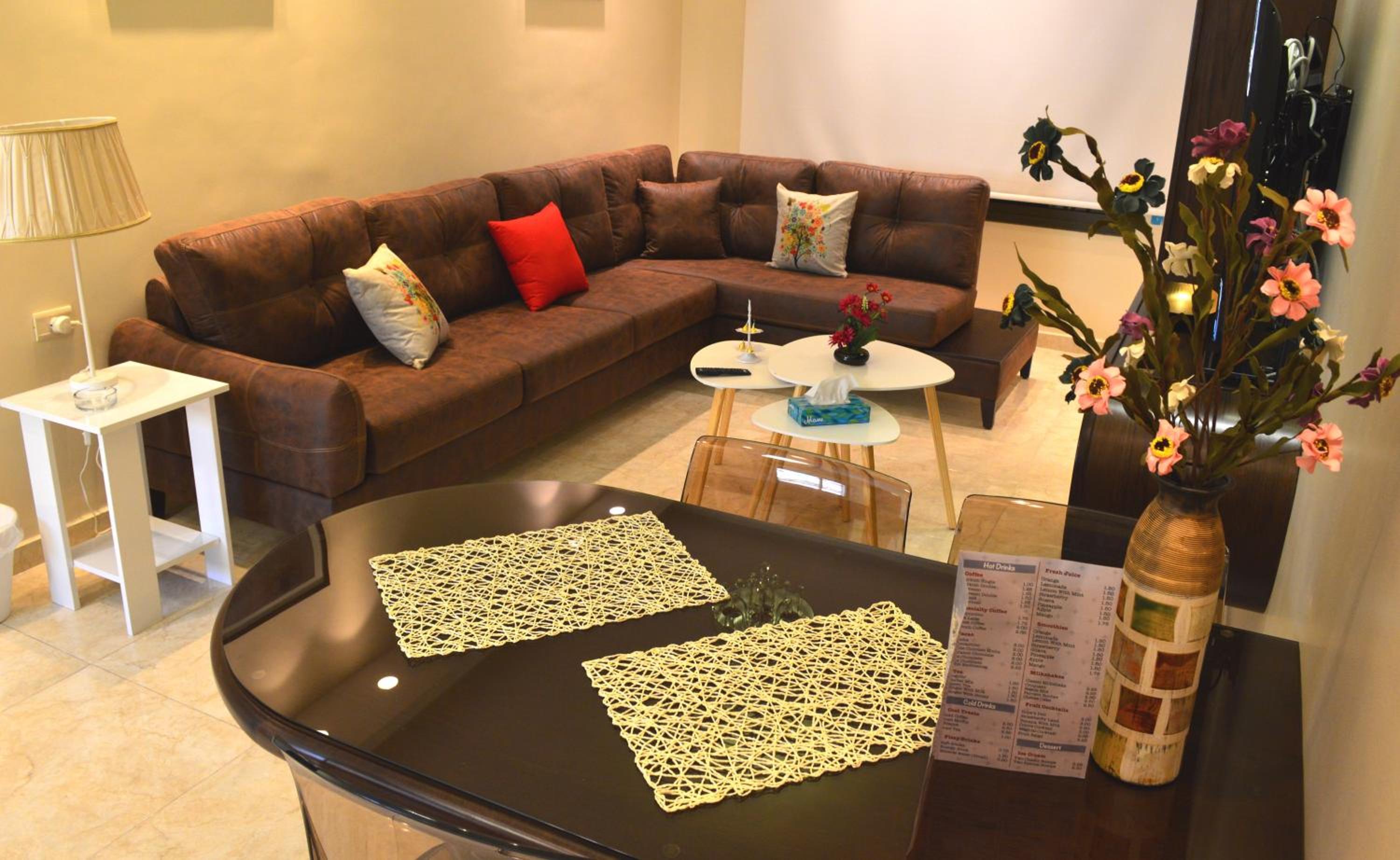 Janty Apartments