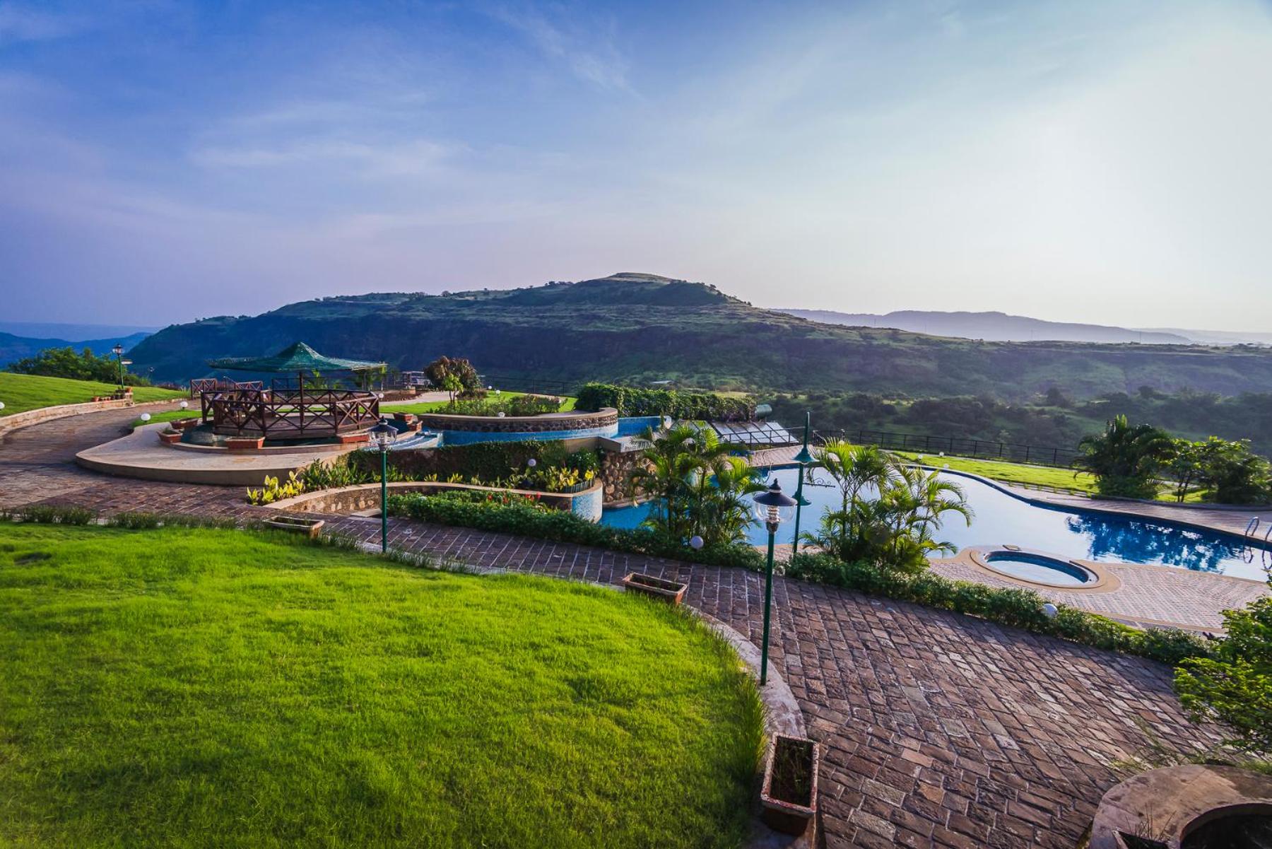 Upper Deck Resort - Highest Peak, Lonavala