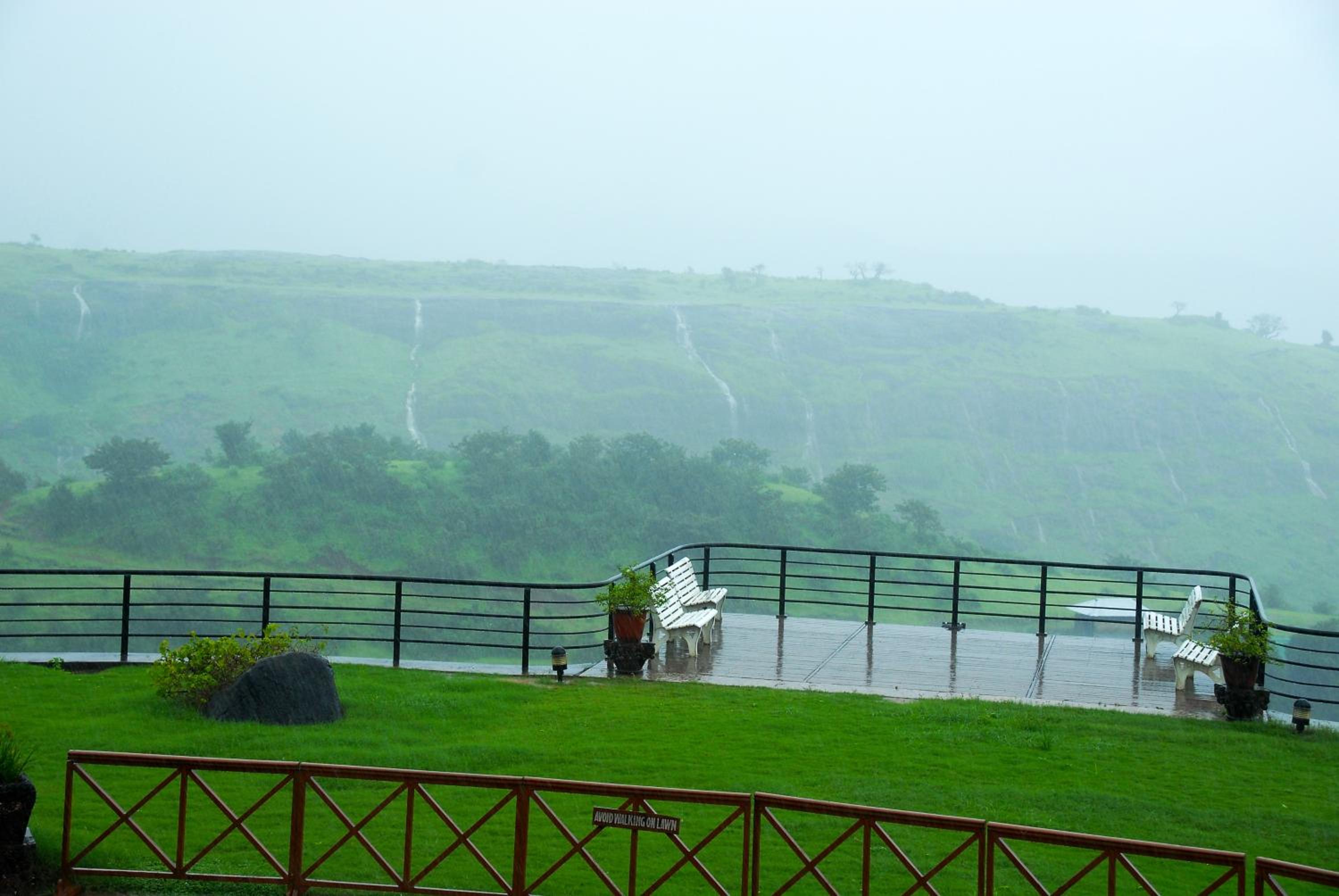 Upper Deck Resort - Highest Peak, Lonavala