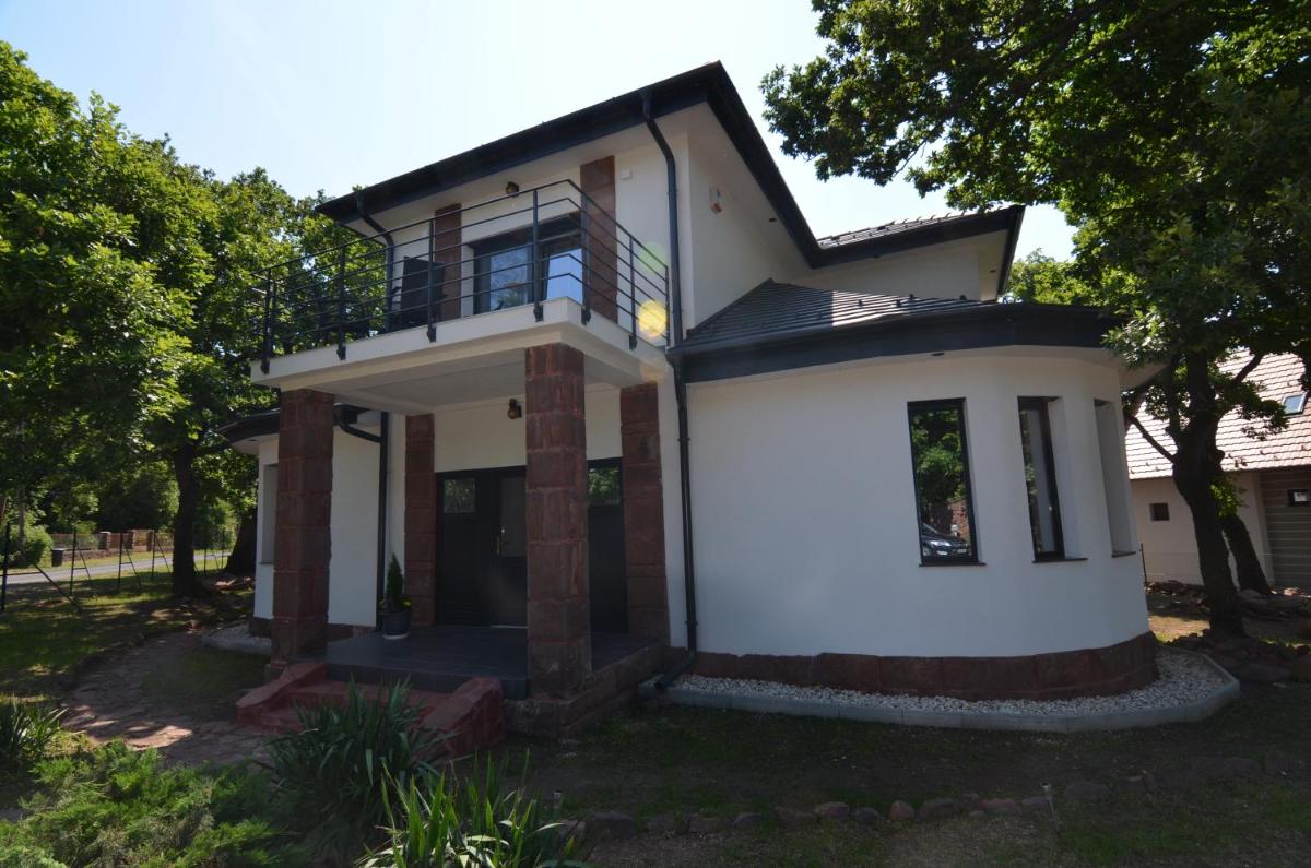 Csillag Villa
