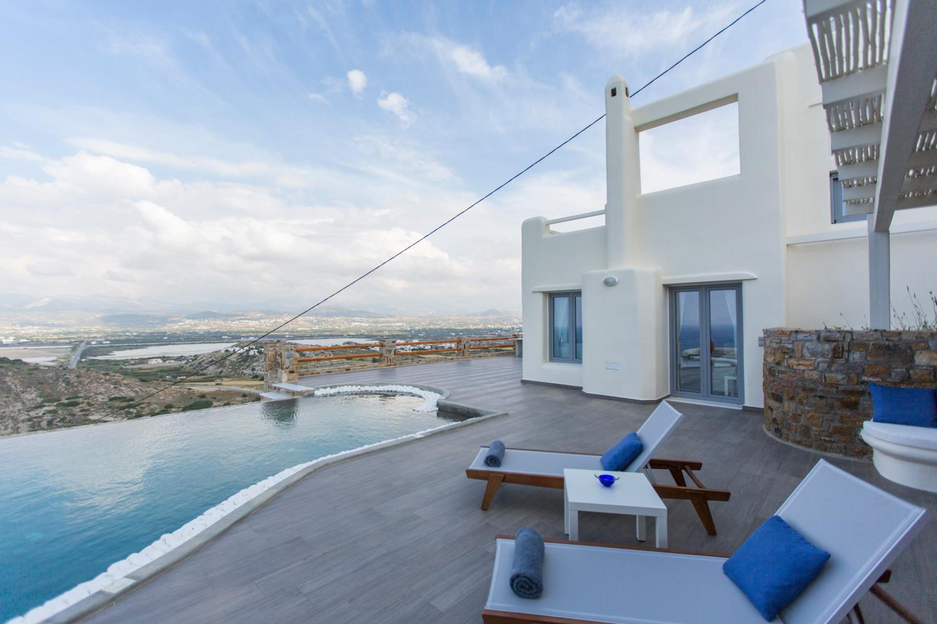 Naxos Rock Villas
