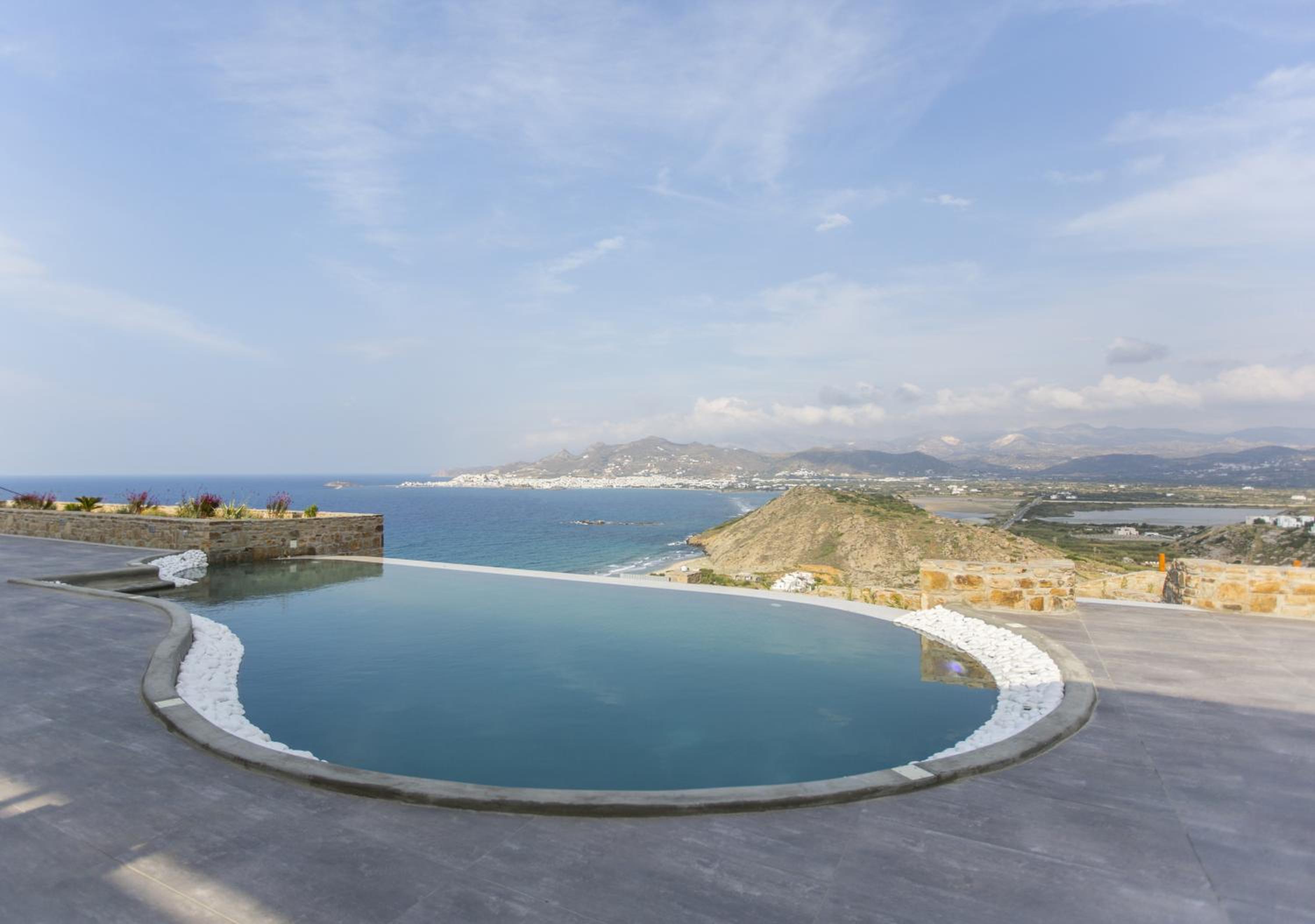 Naxos Rock Villas
