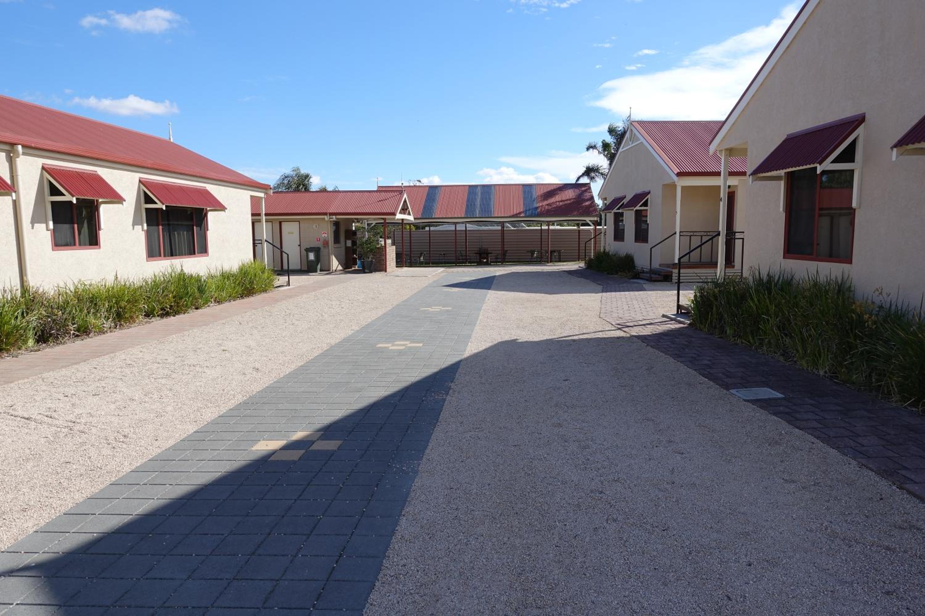Port Vincent Motel & Apartments