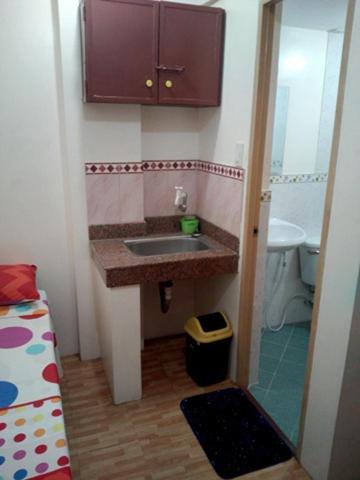 Budget Studio Unit in Makati